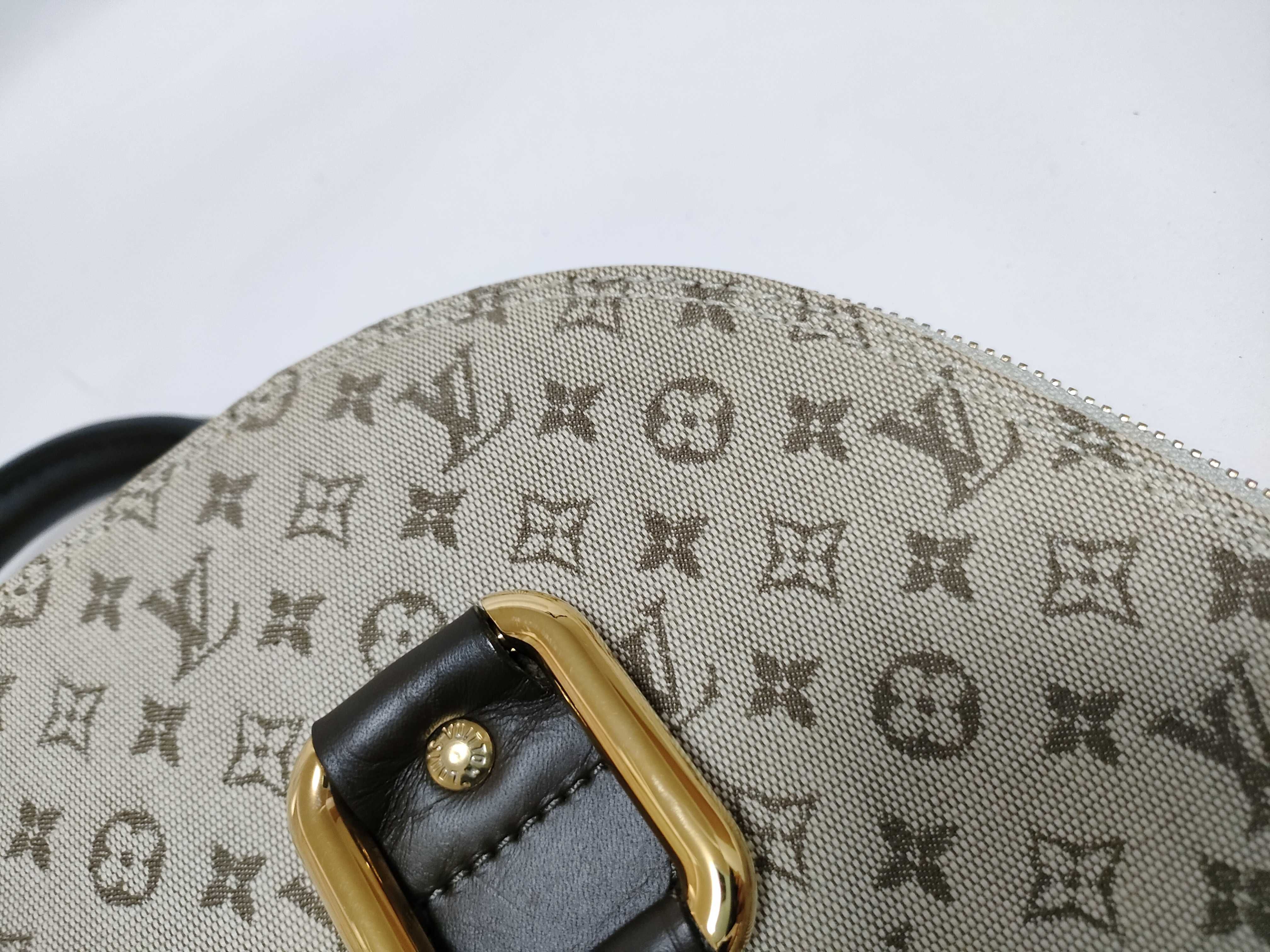 Monogram Mini Alma O M92202 MI1001 Handbag — view 15