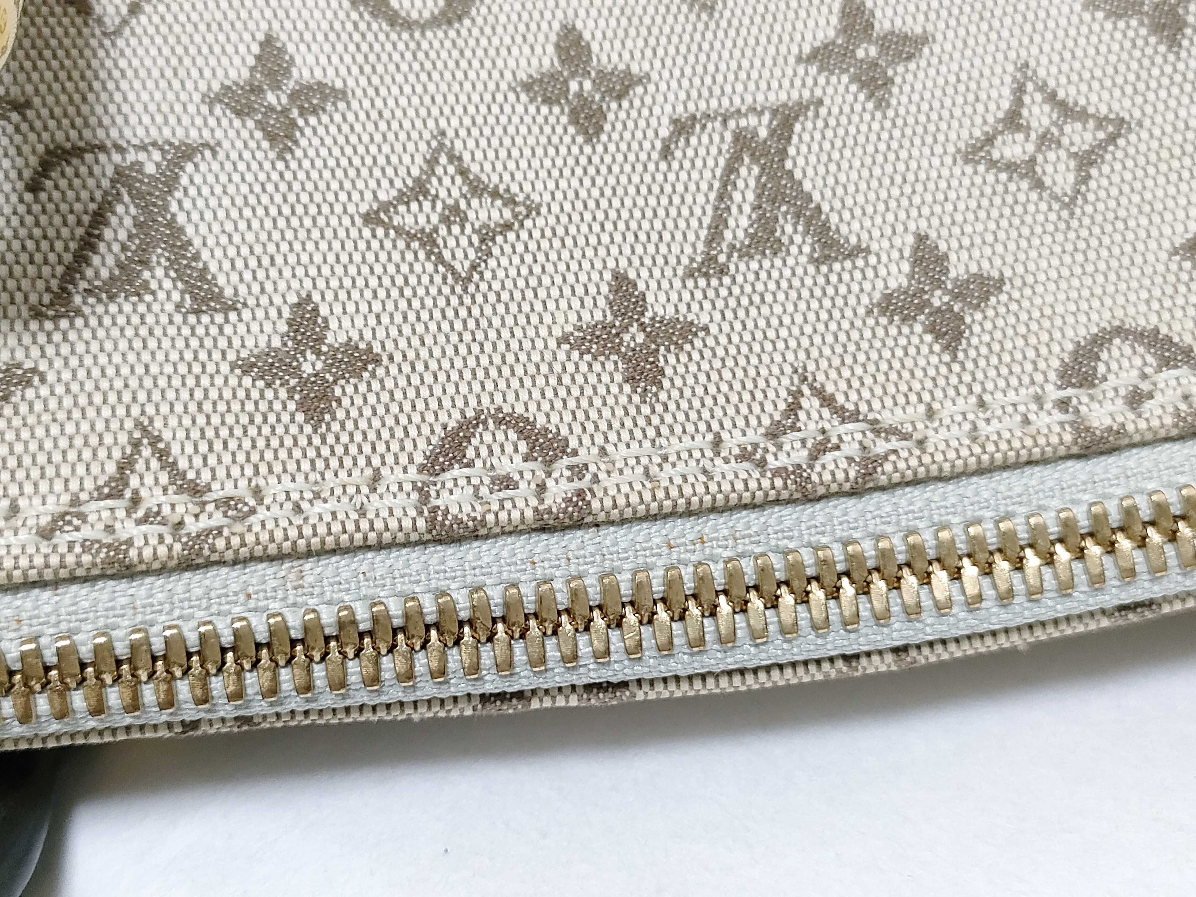 Monogram Mini Alma O M92202 MI1001 Handbag — view 6