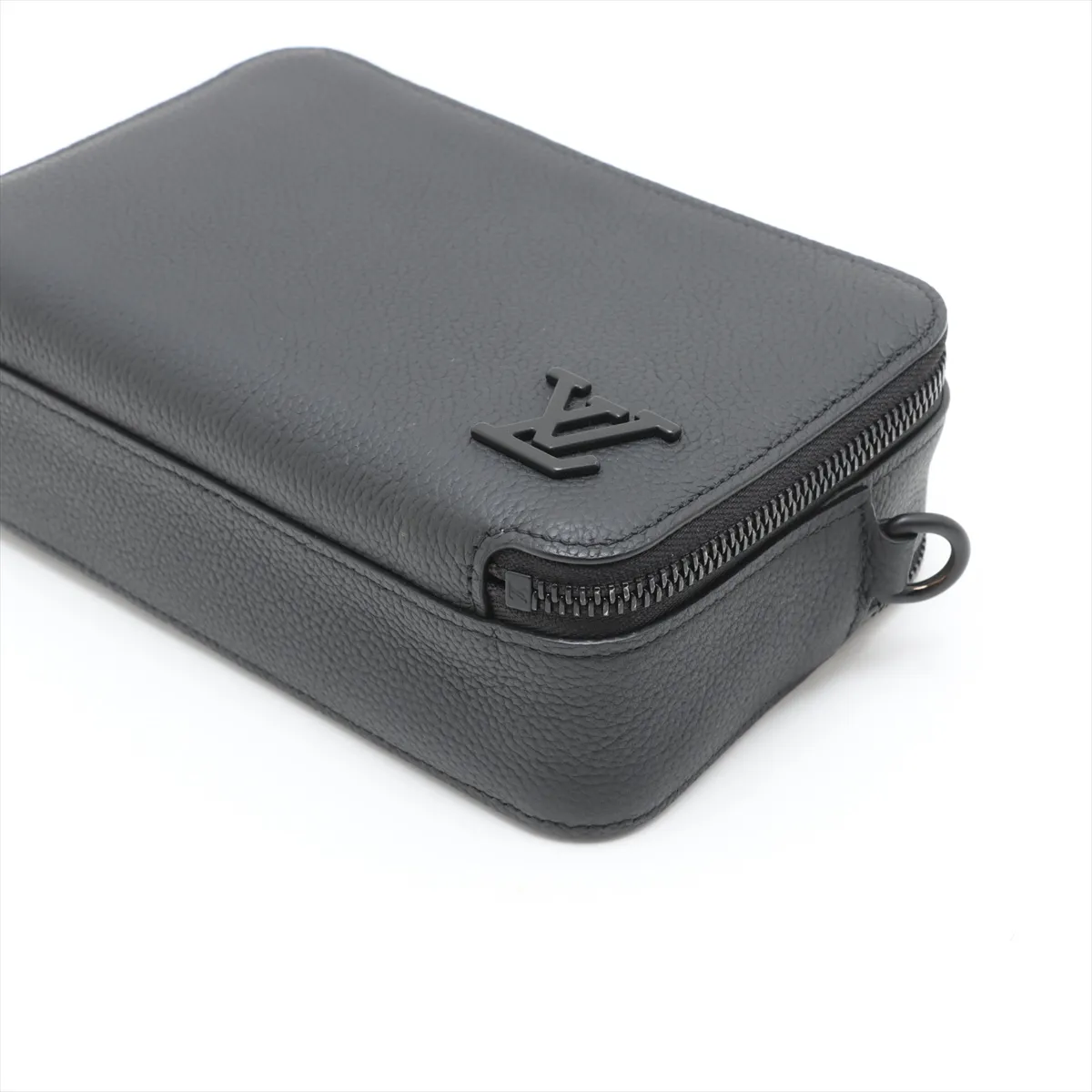 LV Aerogram Alpha Wearable Wallet M59161 Black (RFID detected) — view 3