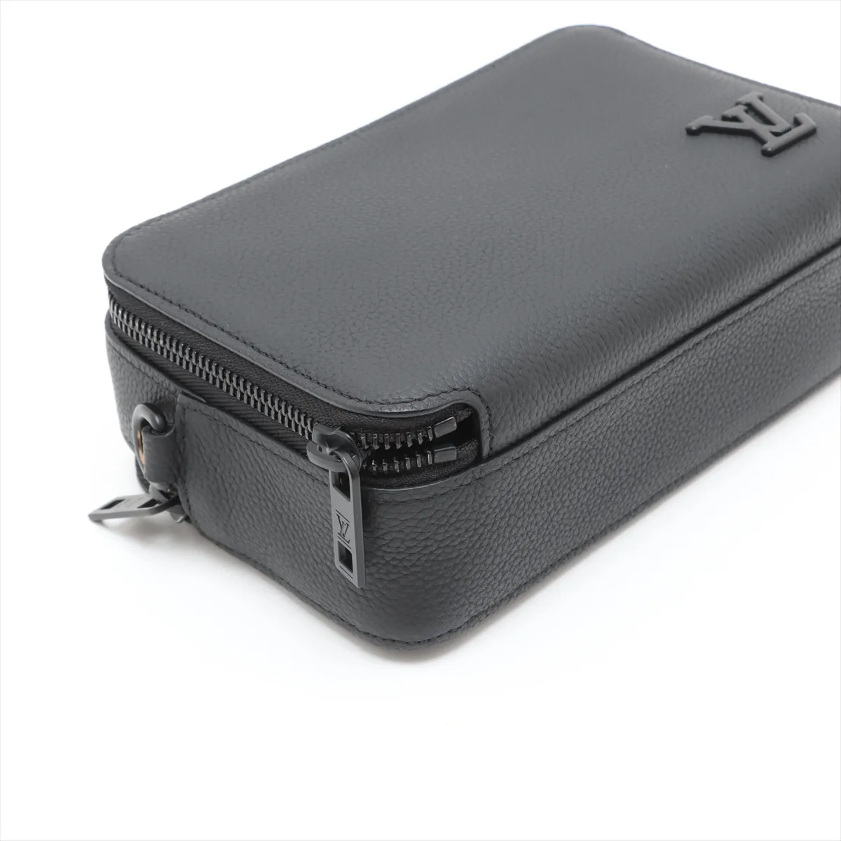 LV Aerogram Alpha Wearable Wallet M59161 Black (RFID detected) — view 4
