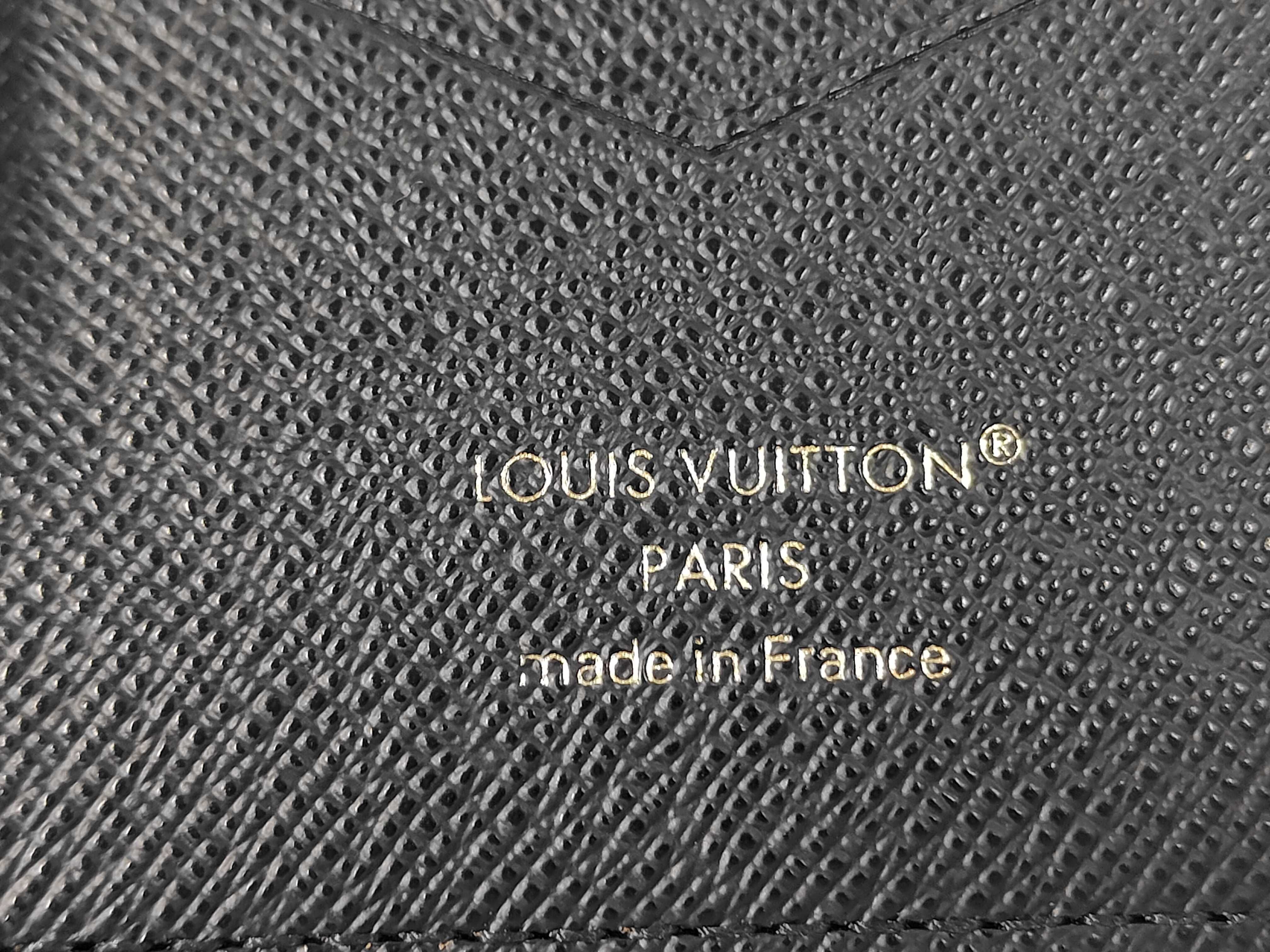 Couverture Passport M26571 Monogram Reverse Passport Case, Card Holder, Business Card Holder — view 8