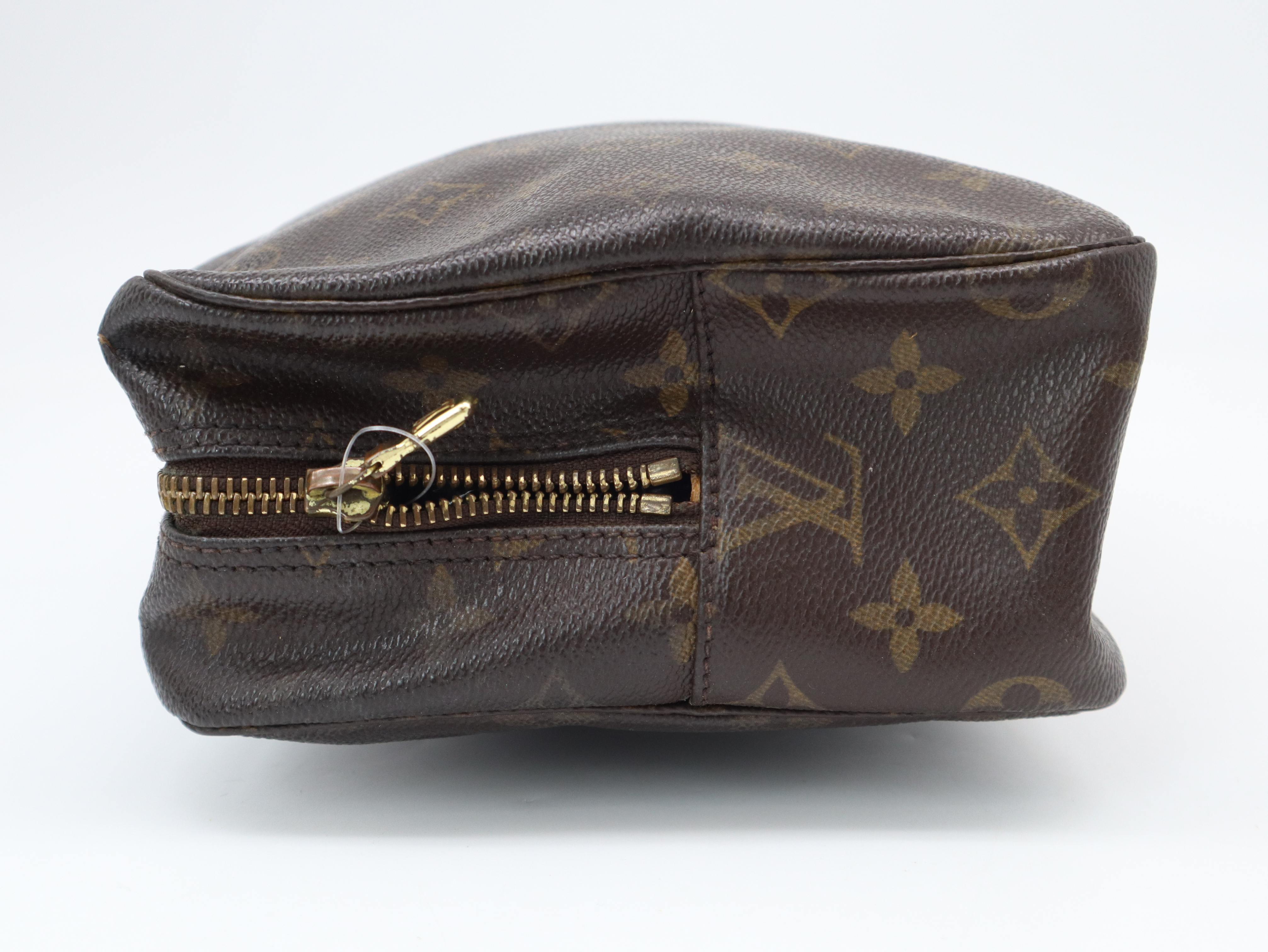 M47522 Monogram Trousse Toilette 28 Second Bag — view 3