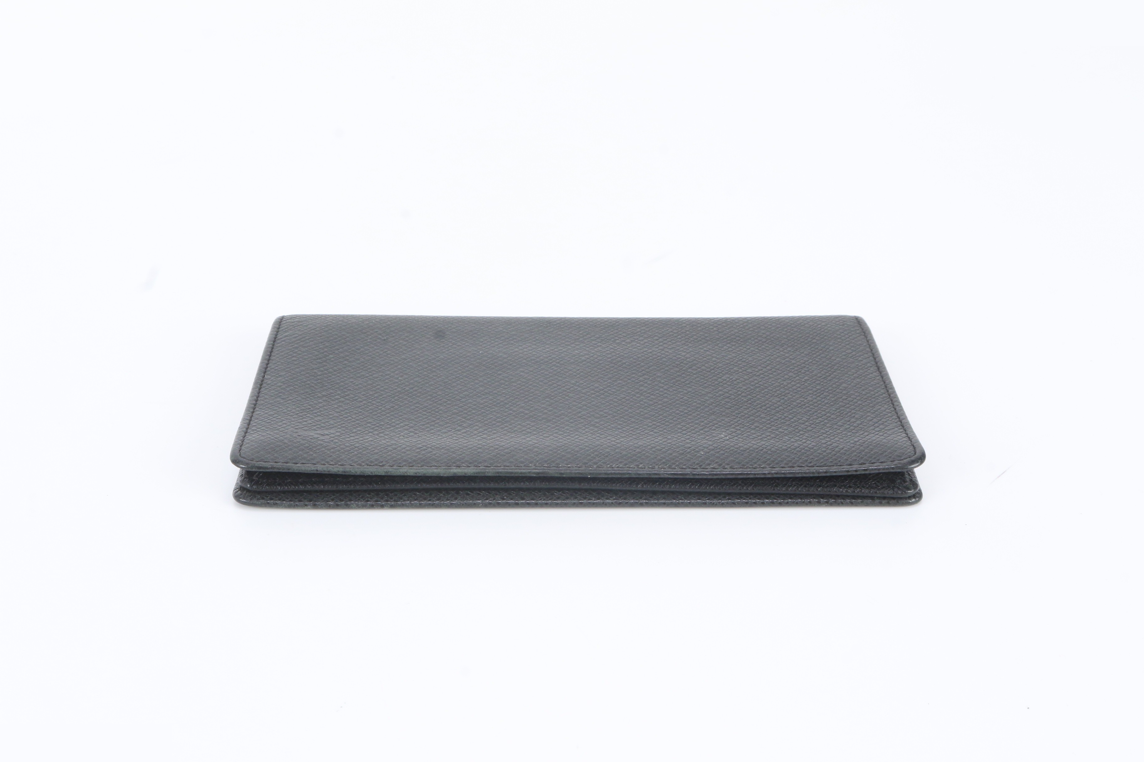 Taiga Porte Carte Credit M31002 Leather Bi-fold Long Wallet — view 4