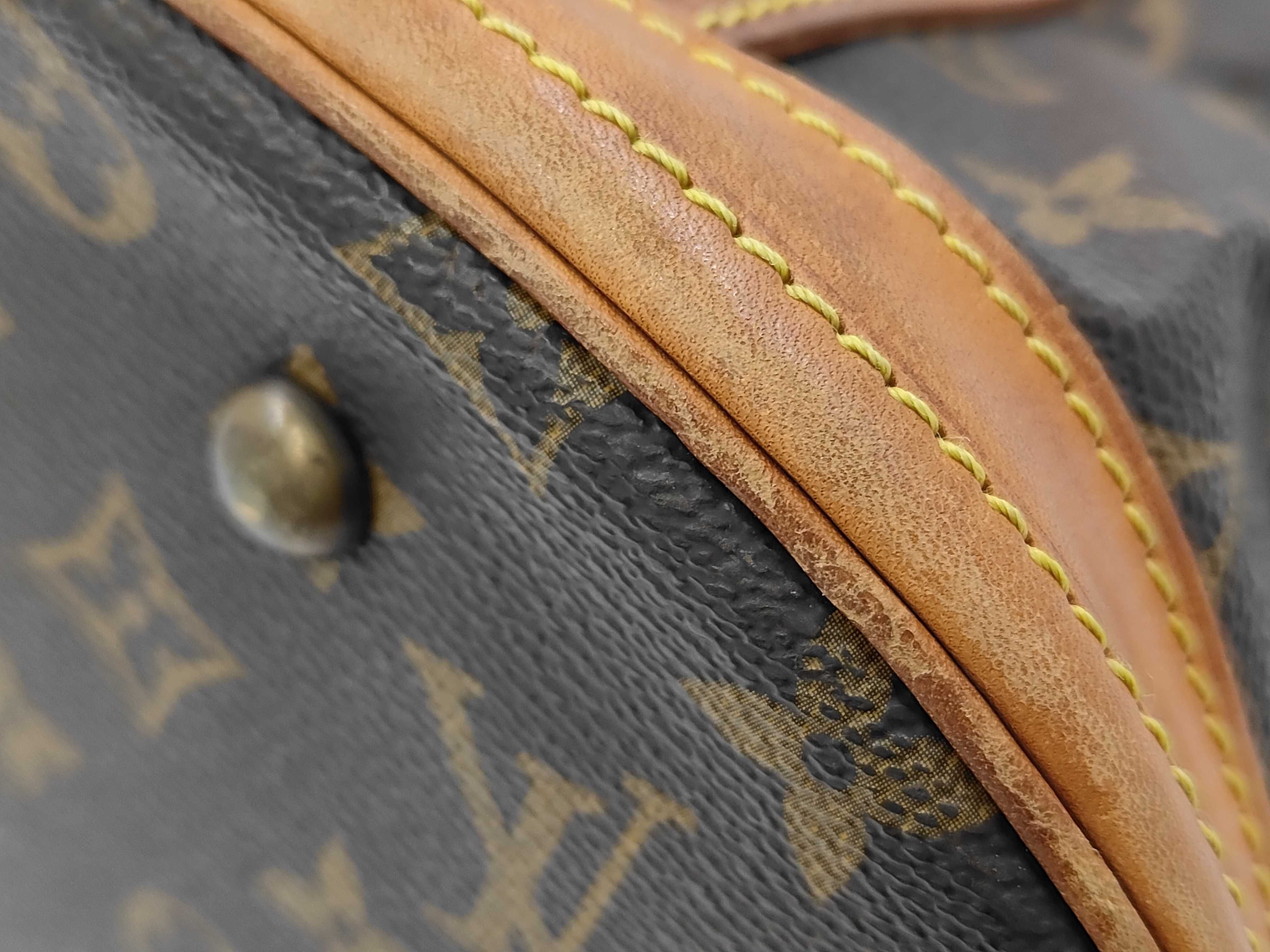 Monogram Louis Vuitton Monogram Bucket GM DK1077 Shoulder Bag — view 6