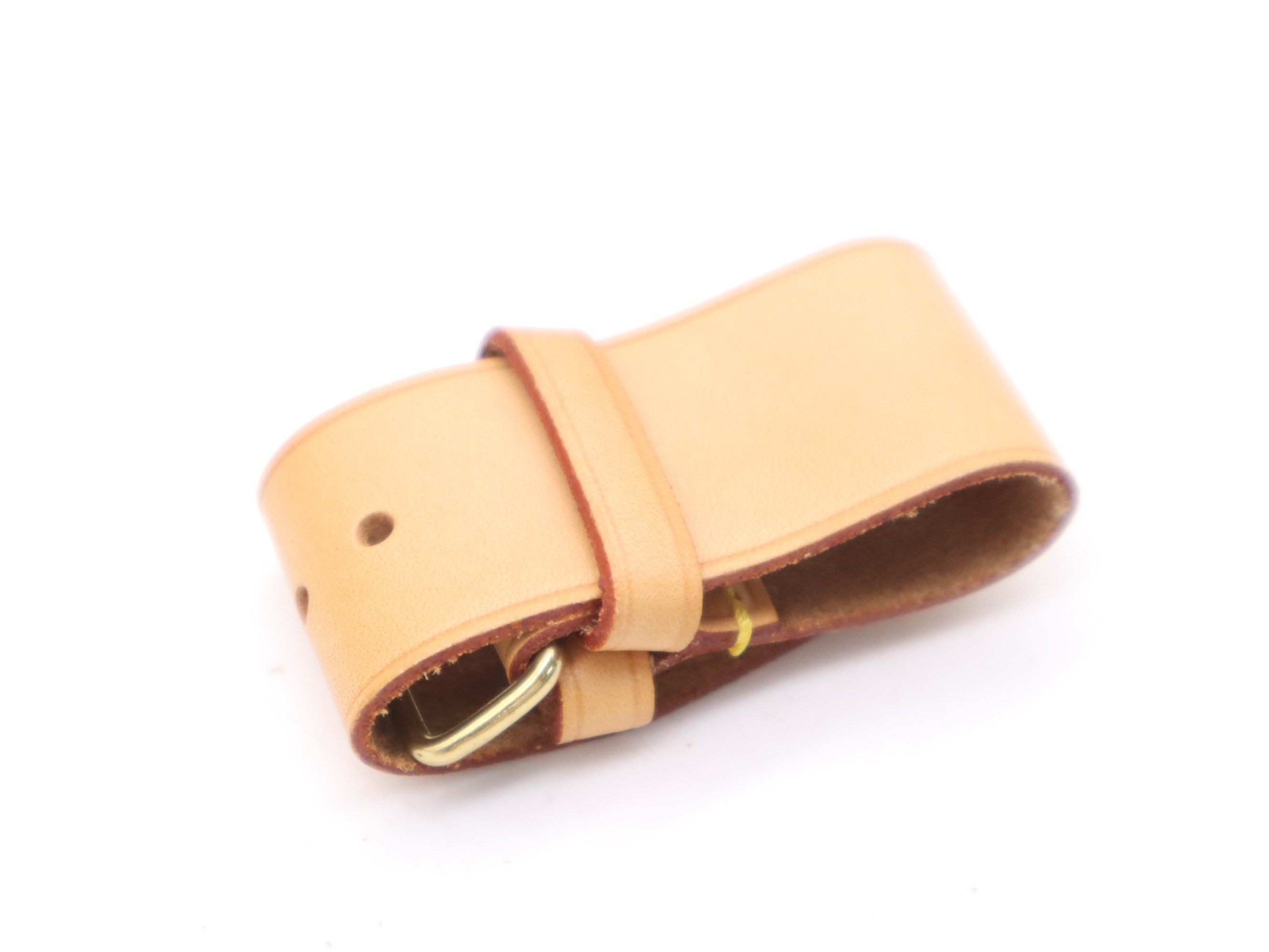 Keepall Bandoulière 60 with shoulder strap, padlock, key, and name tag. — view 9
