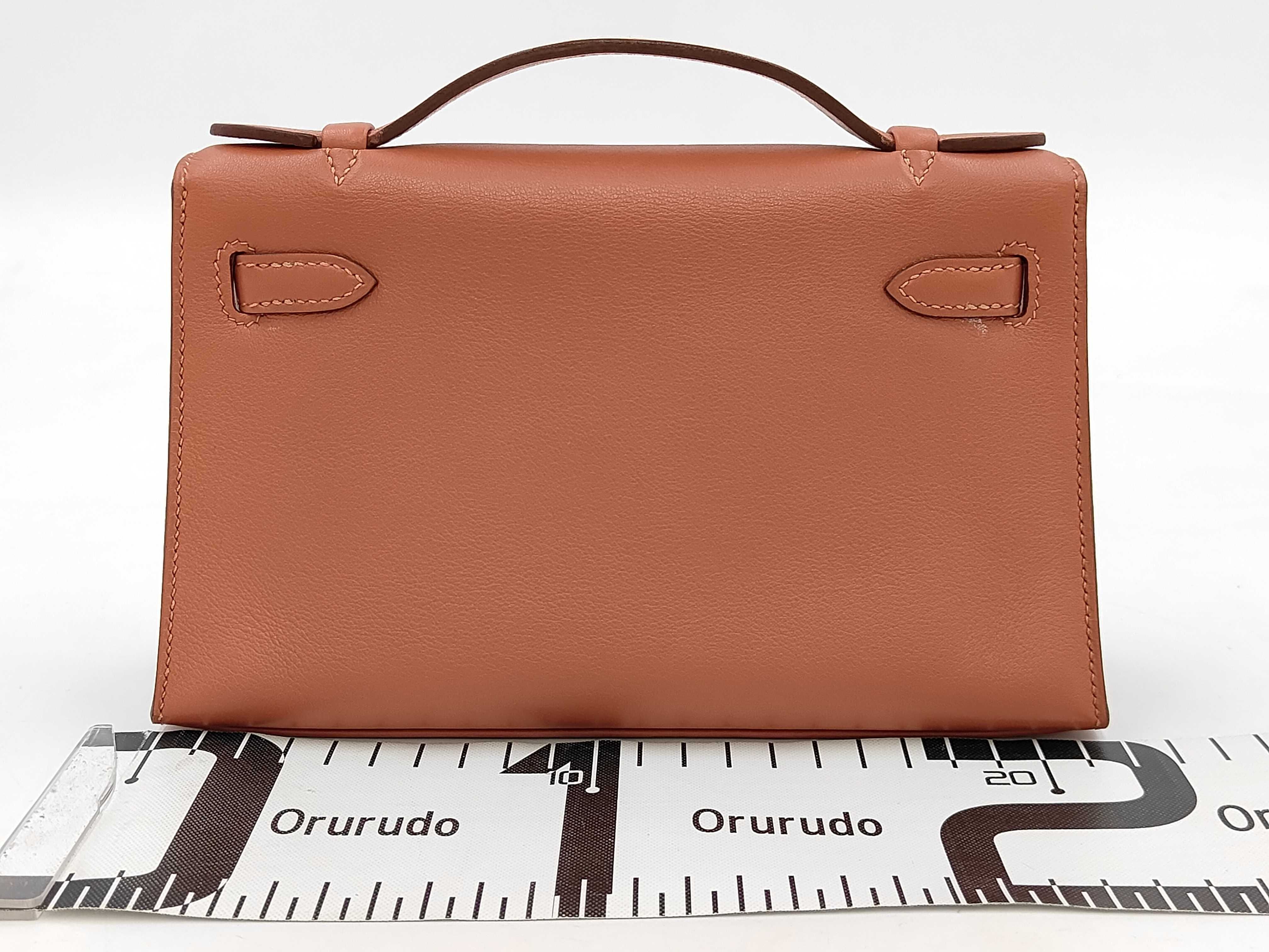 Kelly Pochette Gold Hardware L Handbag — view 2