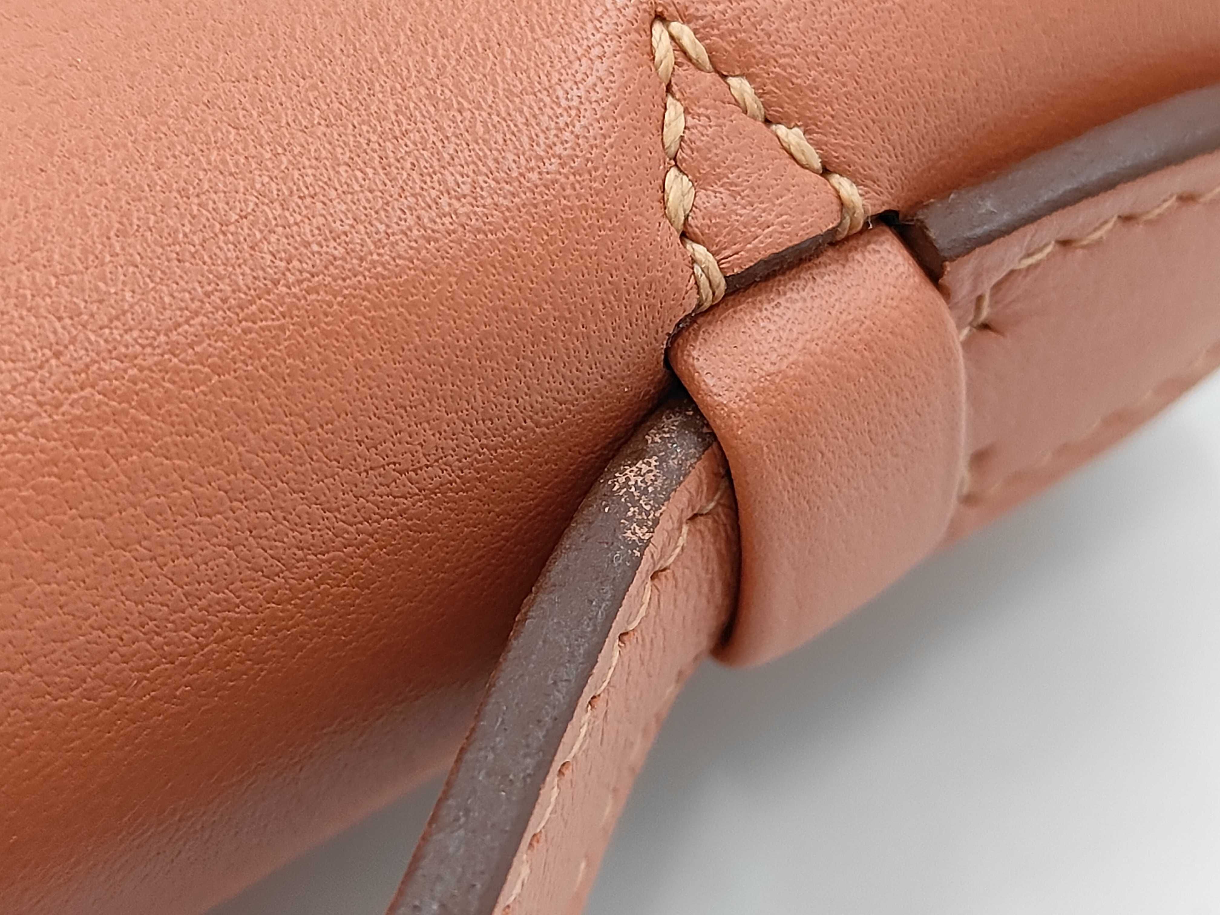 Kelly Pochette Gold Hardware L Handbag — view 7
