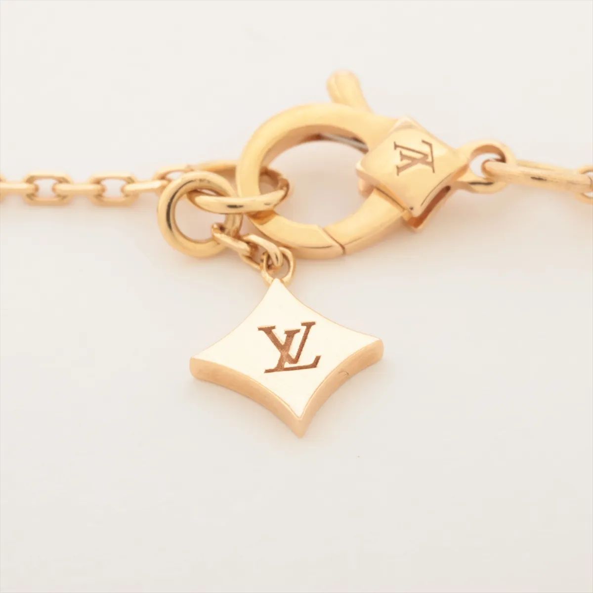 LV Diamond Pendant Star Diamond Necklace 750(PG) 3.0g J62286 Fastener moving part loose Q03845 — view 4
