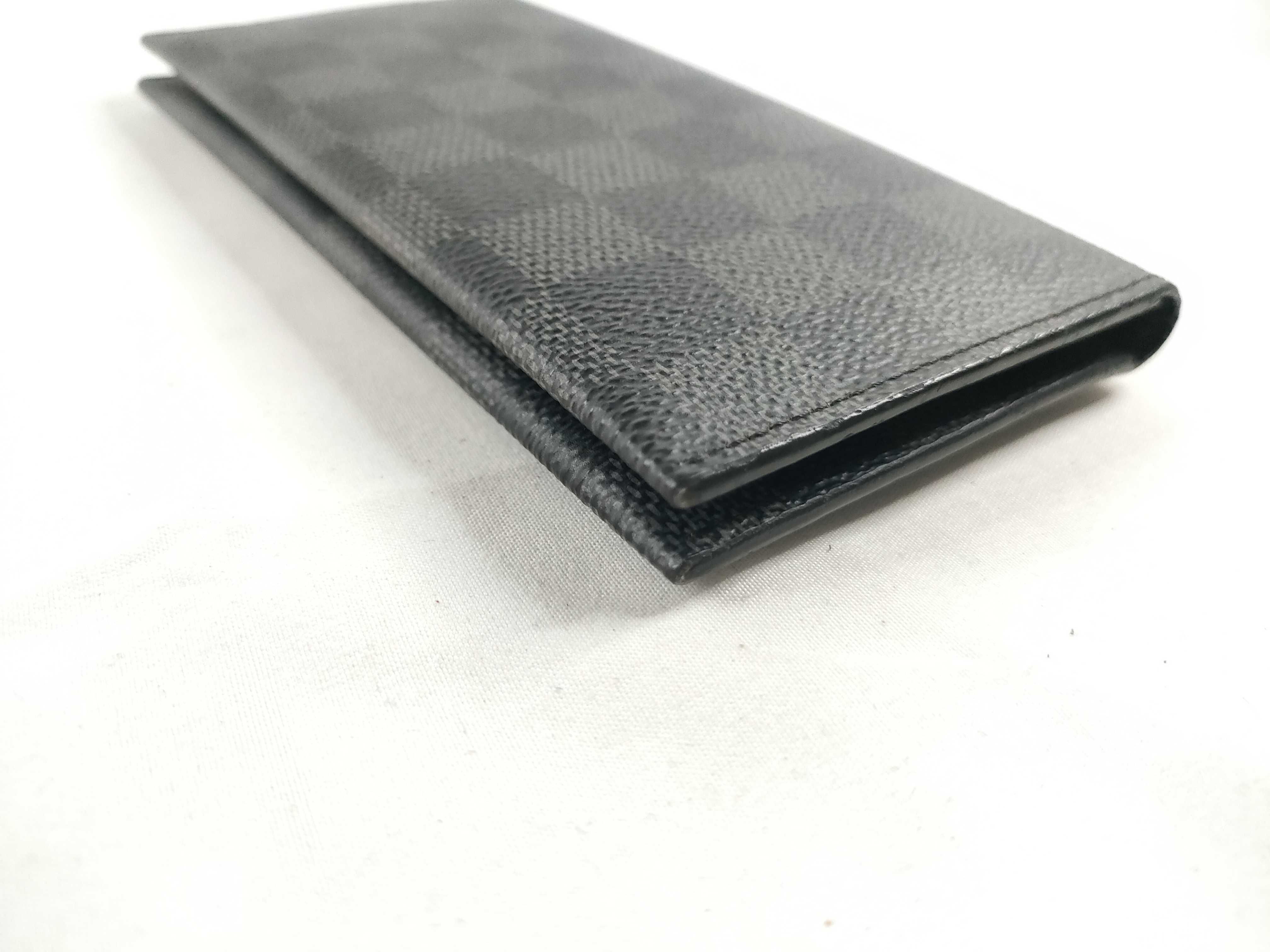 Damier Graphite Louis Vuitton Portecarte 16CC Billfold — view 4