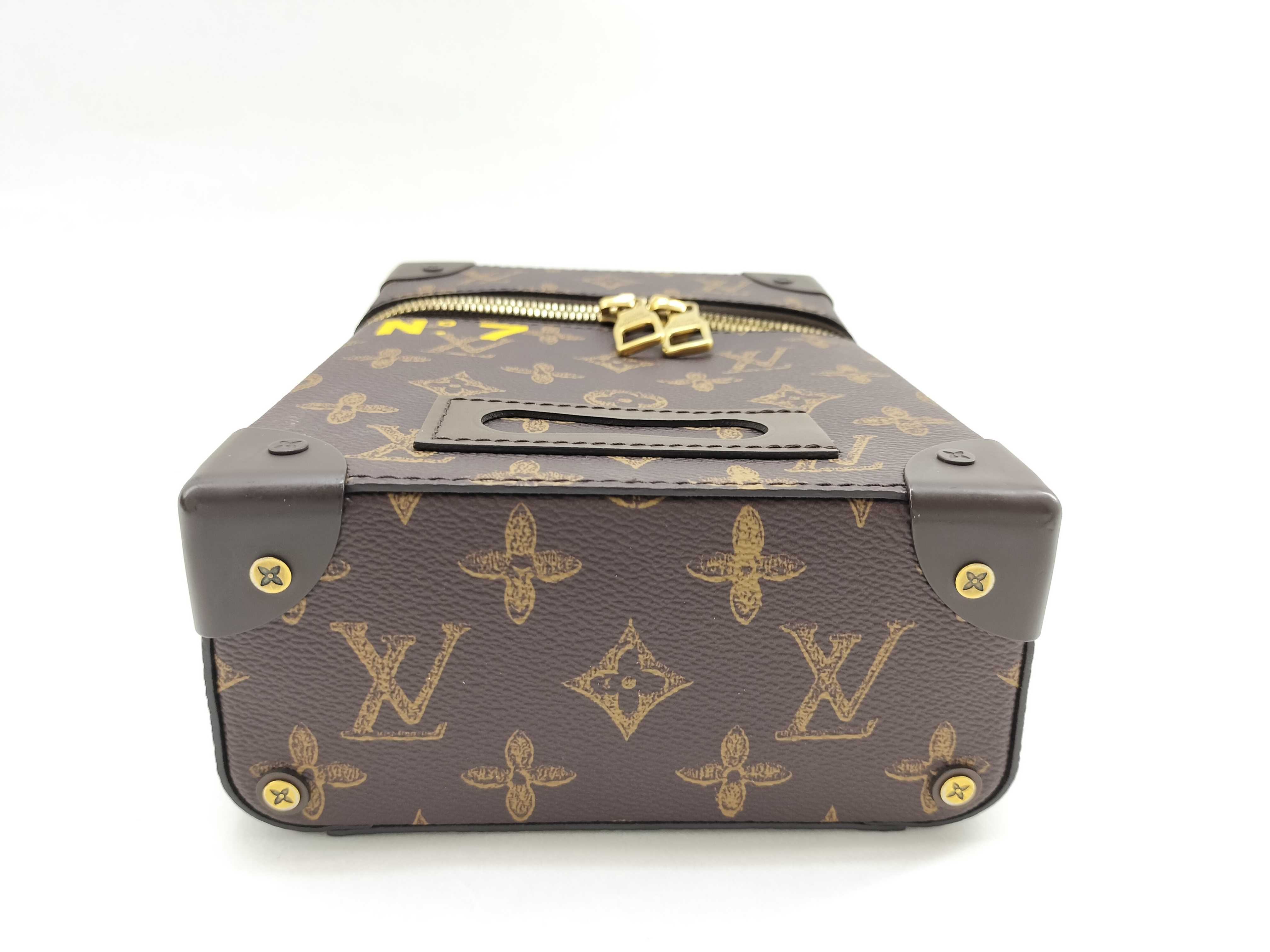Monogram LV Monogram Vertical Box Trunk M59664 (with IC chip) Strap Bag — view 9