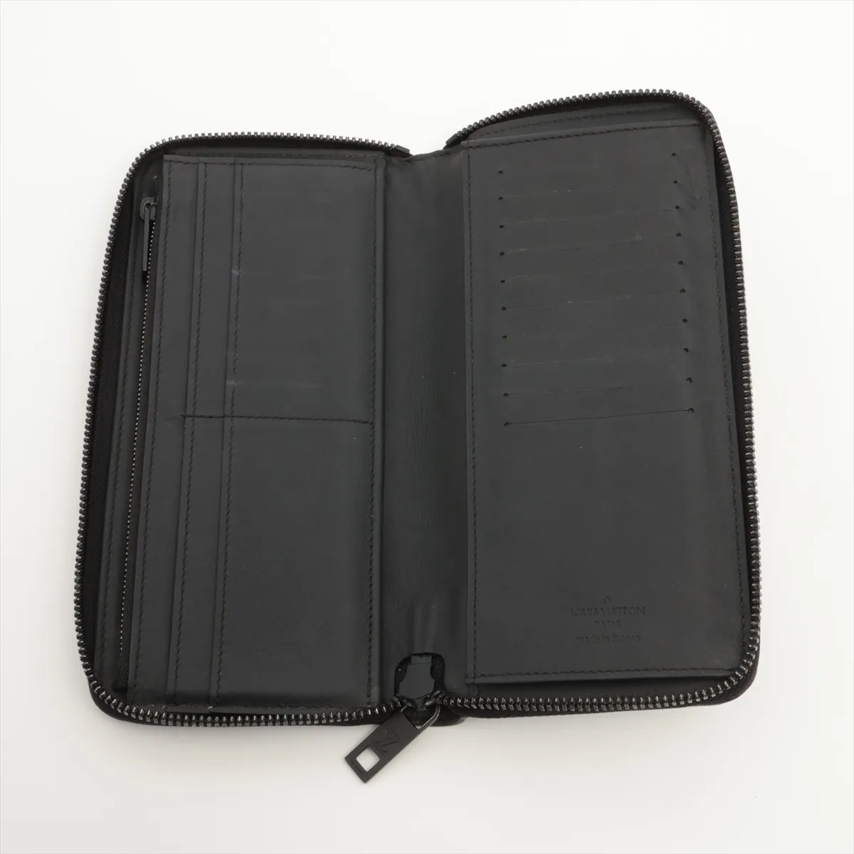 LV Aerogram Zippy Wallet Vertical M81743 Noir Round Zip Wallet — view 3