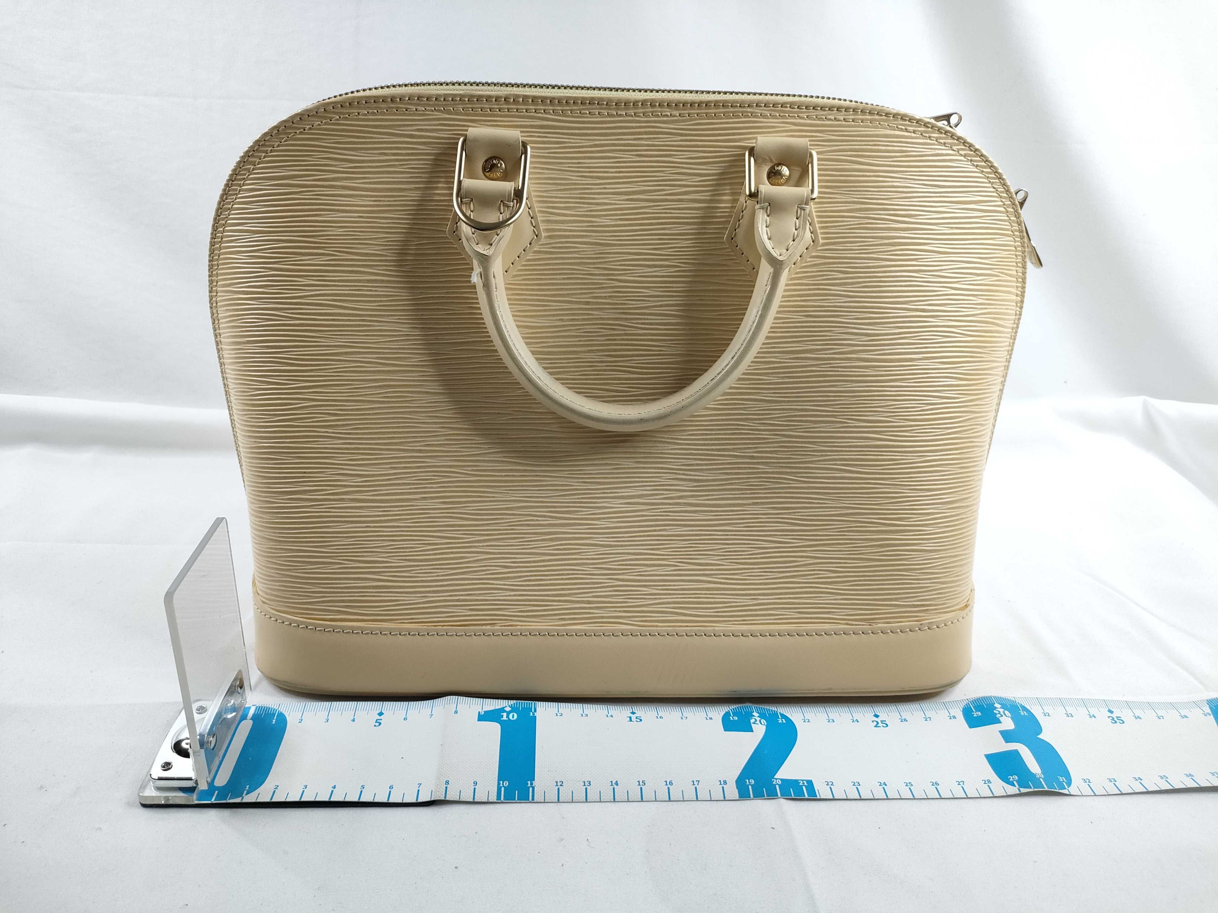 Epi Alma AR1010 Handbag — view 2