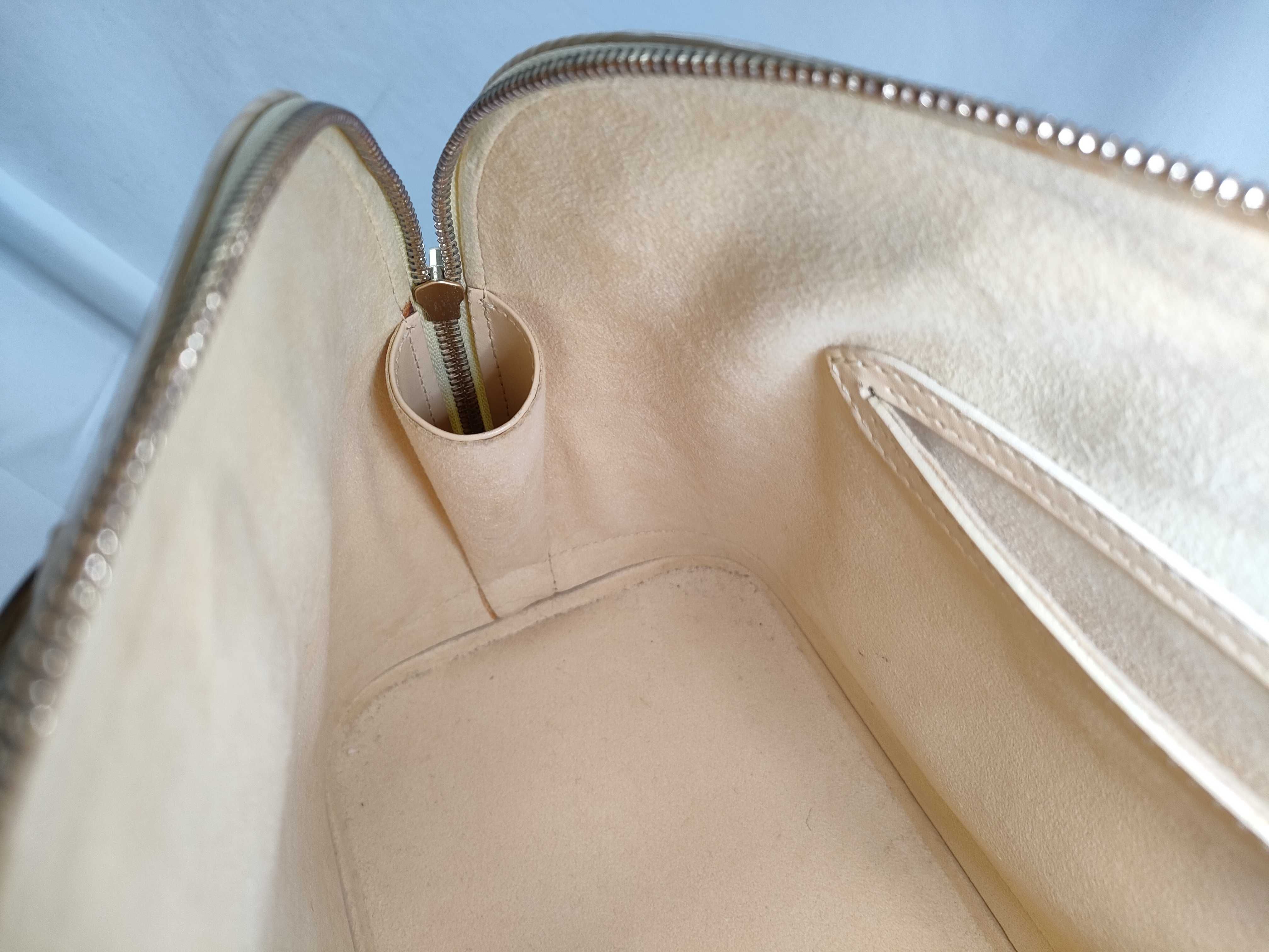 Epi Alma AR1010 Handbag — view 12