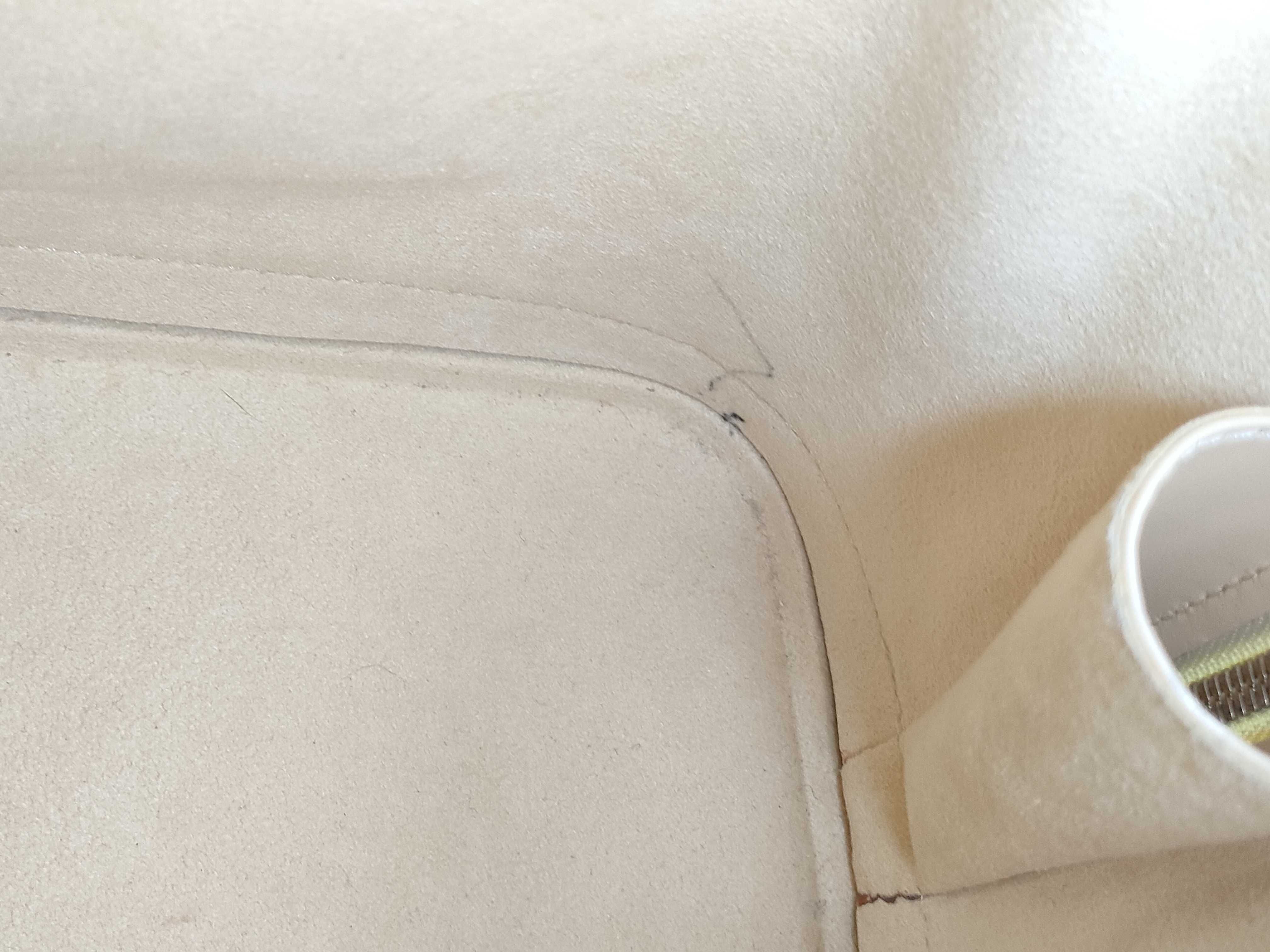 Epi Alma AR1010 Handbag — view 13