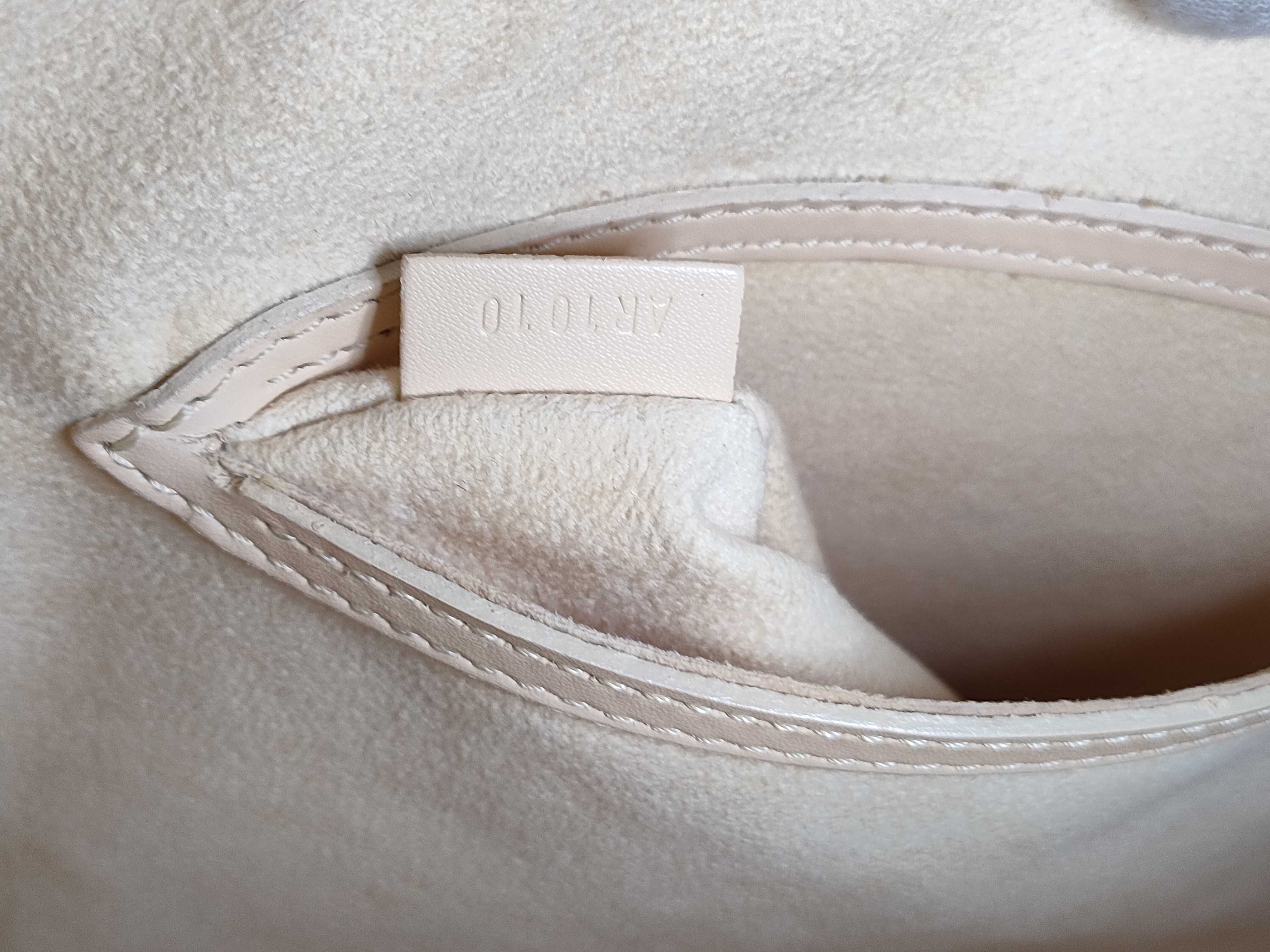 Epi Alma AR1010 Handbag — view 15