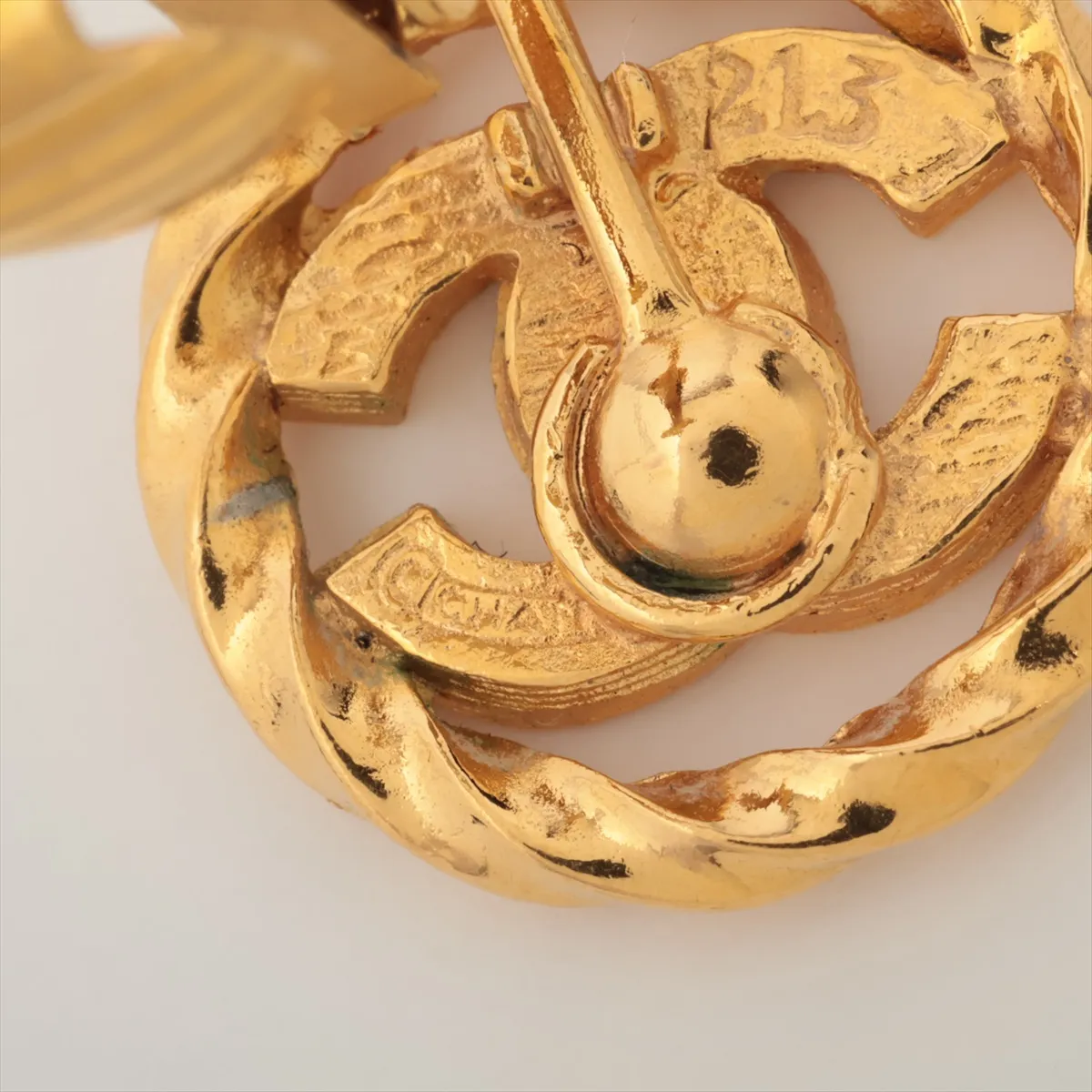 Circle Coco 2137 Earrings (for both ears) GP x Rhinestone Gold — view 5