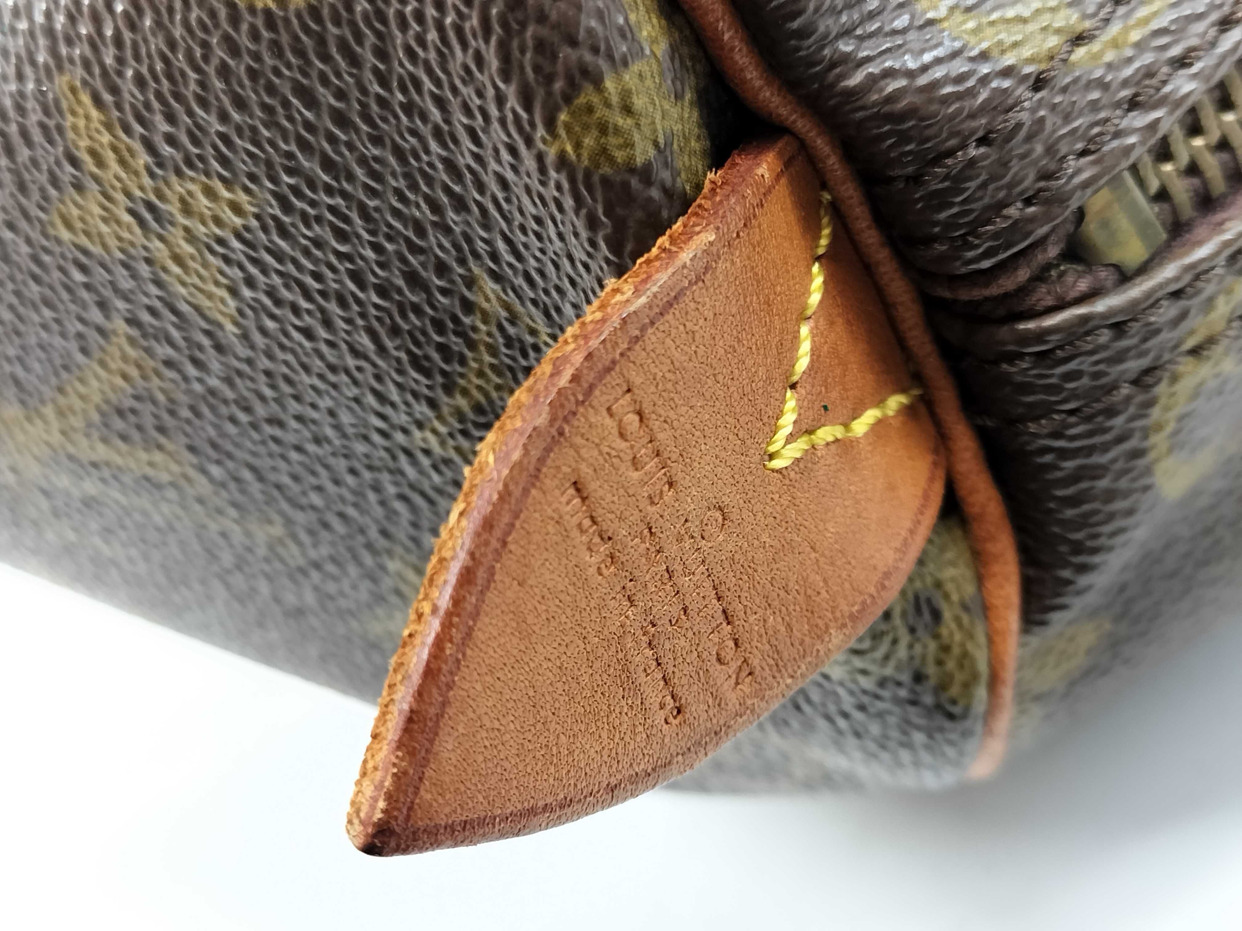 LV Keepall 50 Boston Bag — view 11