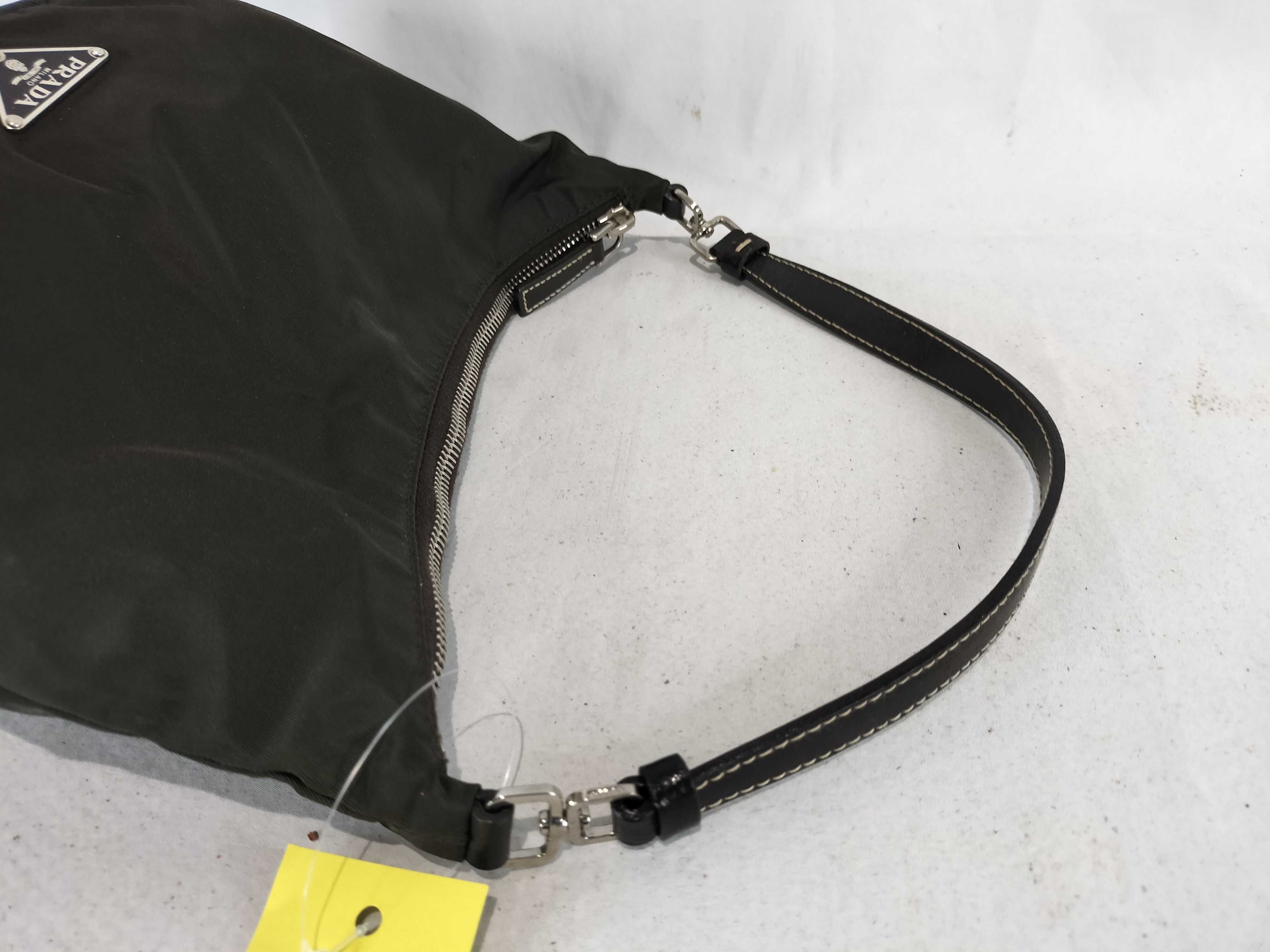Nylon One-Shoulder Handbag / Khaki — view 4