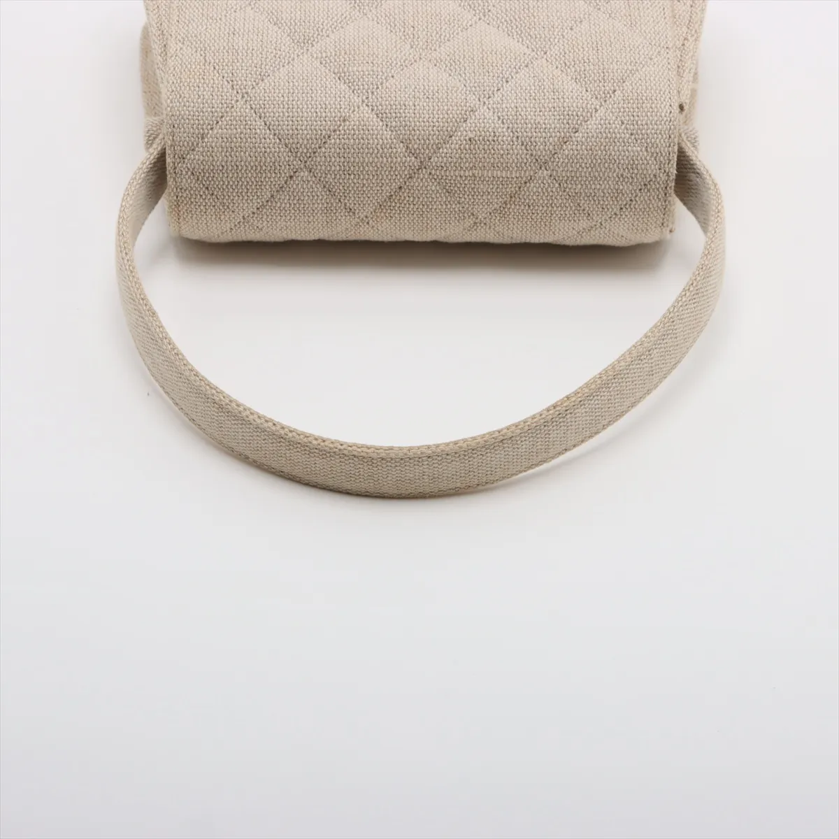 Matelasse canvas handbag beige gold hardware 5277238 5th series — view 5
