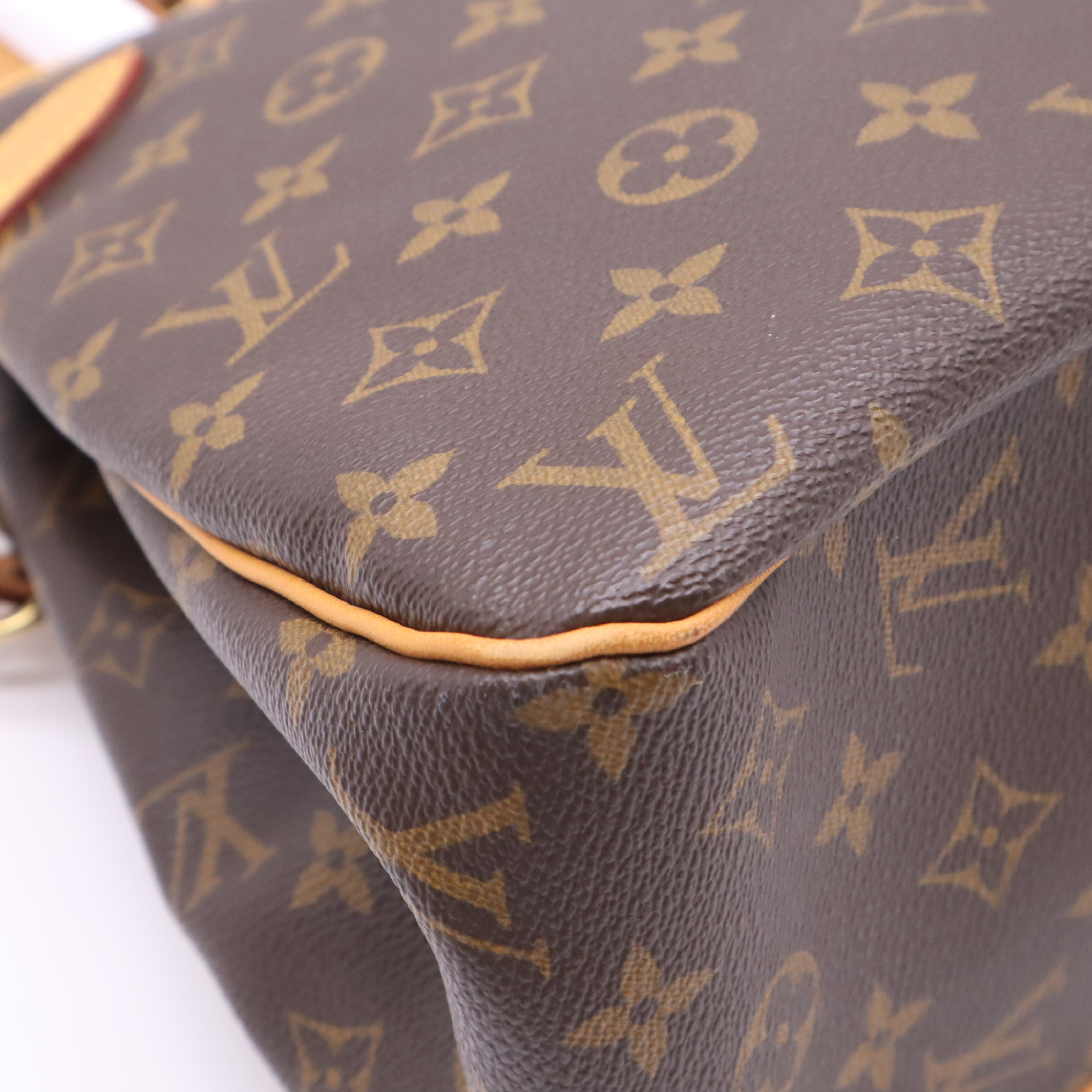 M51154 Monogram Batignolles Horizontal Shoulder Bag — view 8