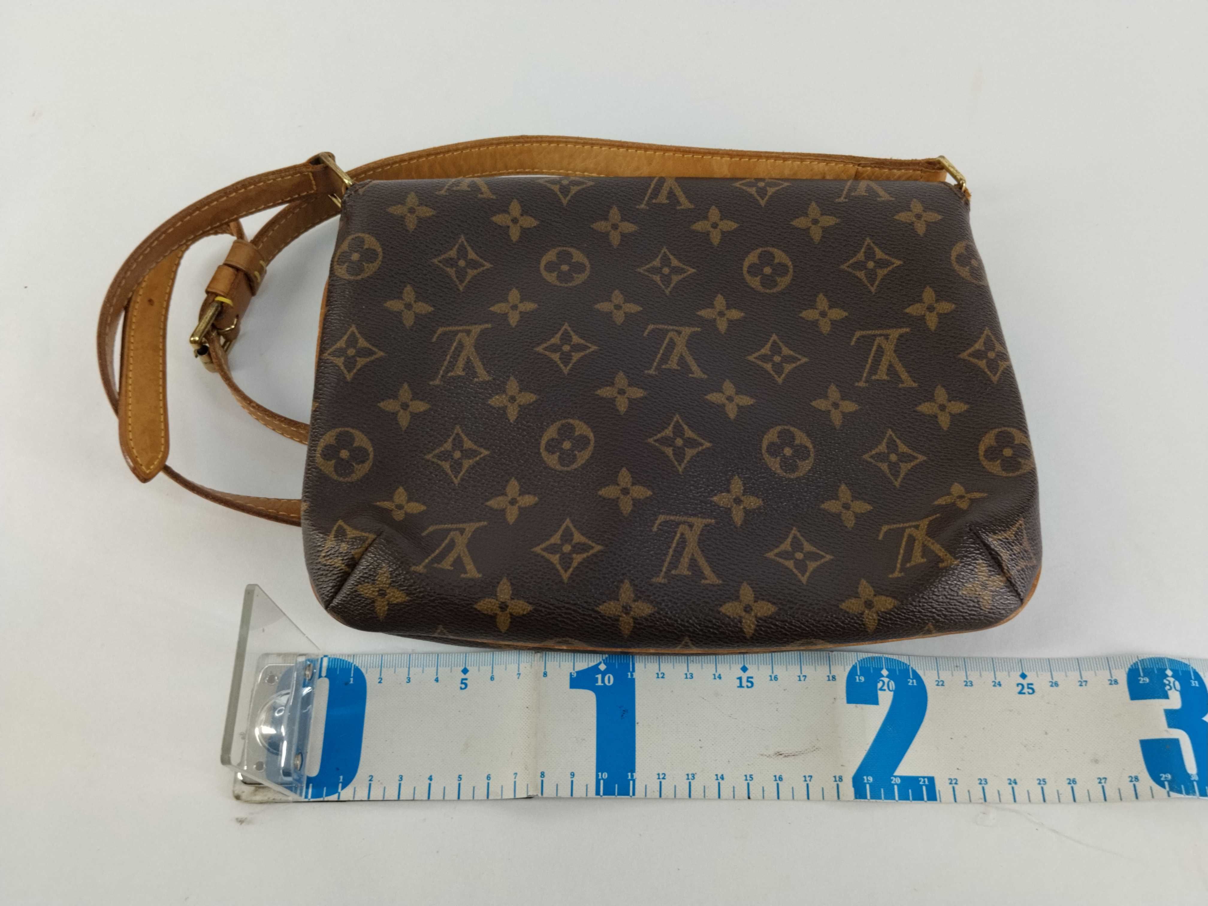 Monogram Louis Vuitton Shoulder Bag Monogram Musette Tango Long Strap M51388 Brown Shoulder Bag — view 2