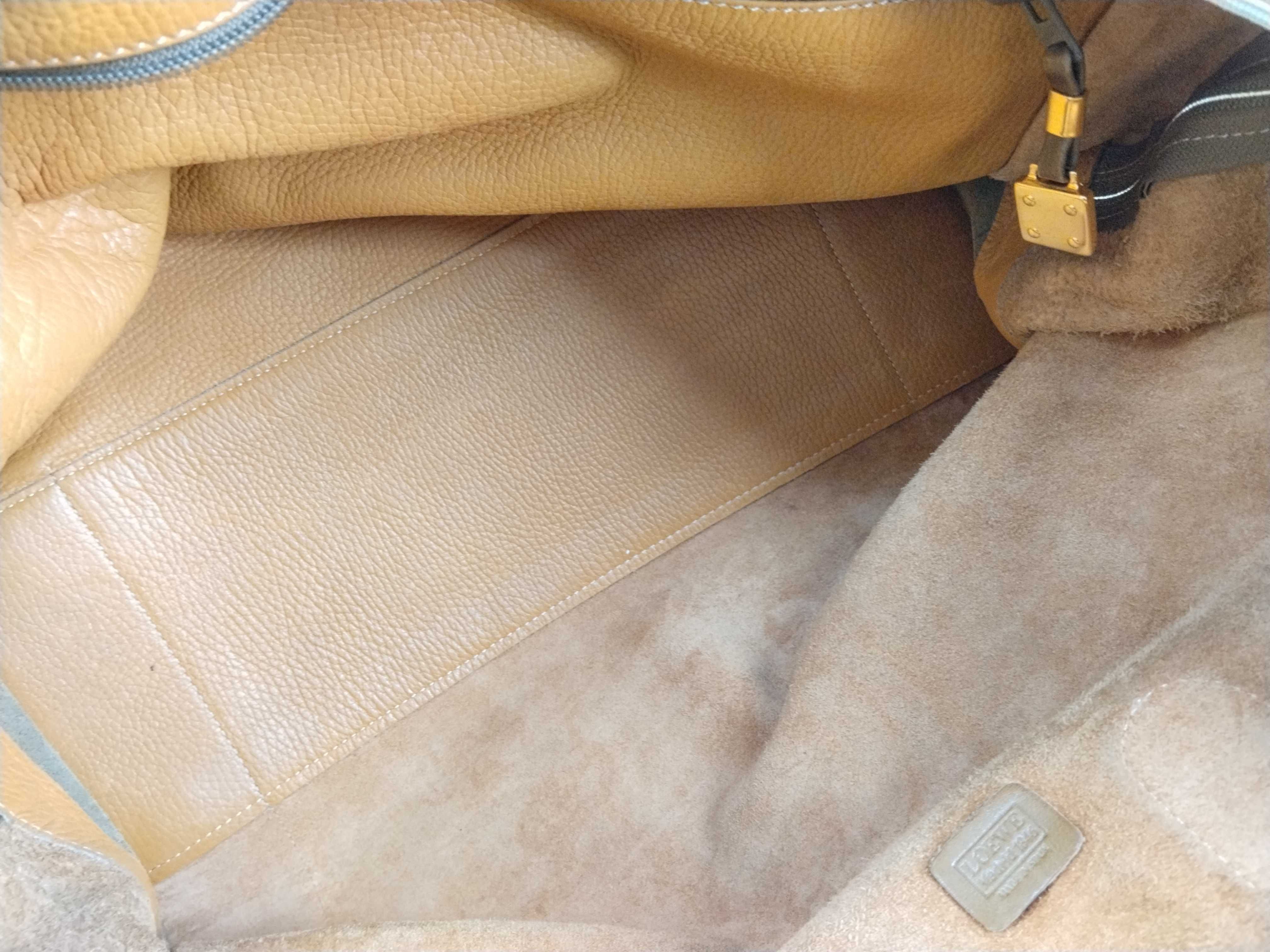 Amazona 40 Tote Bag — view 13