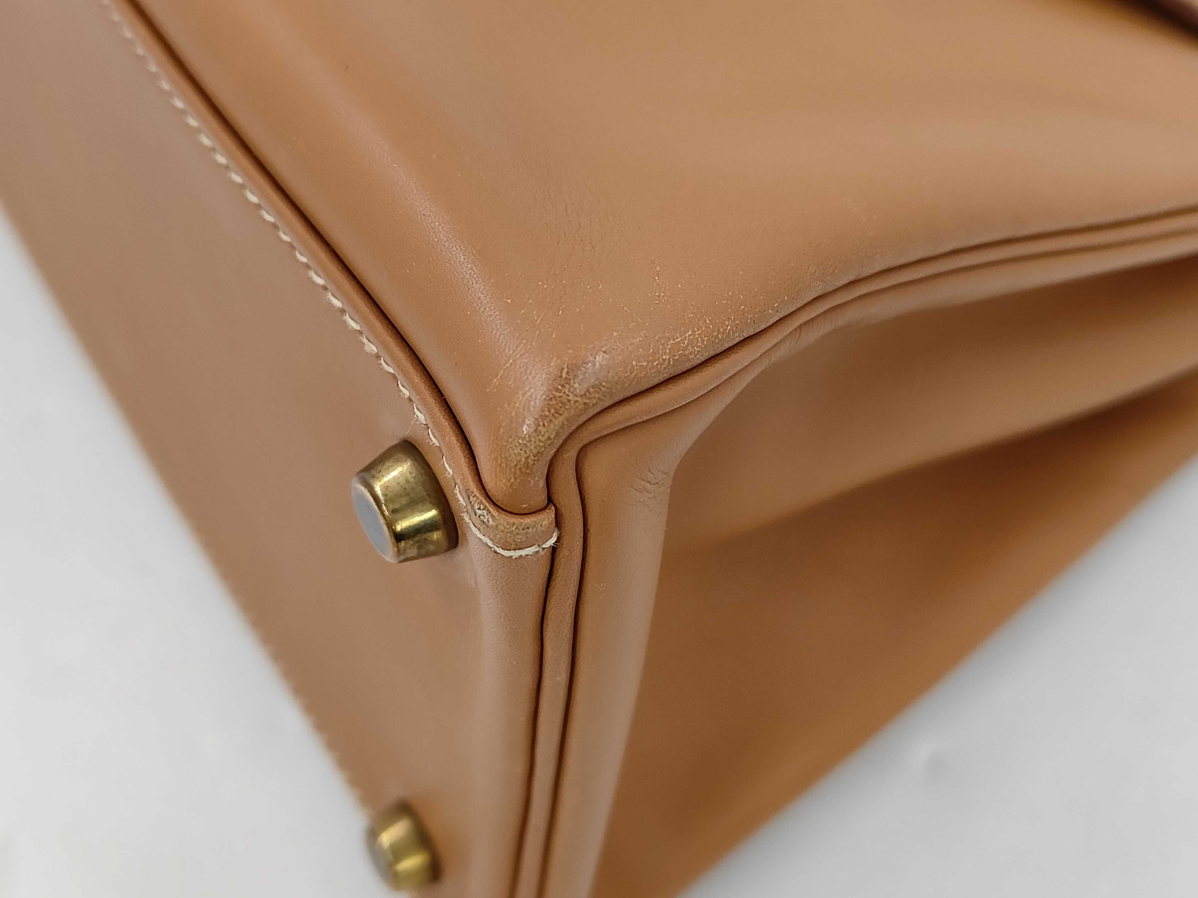 Kelly 32 Gold Tote Bag — view 7
