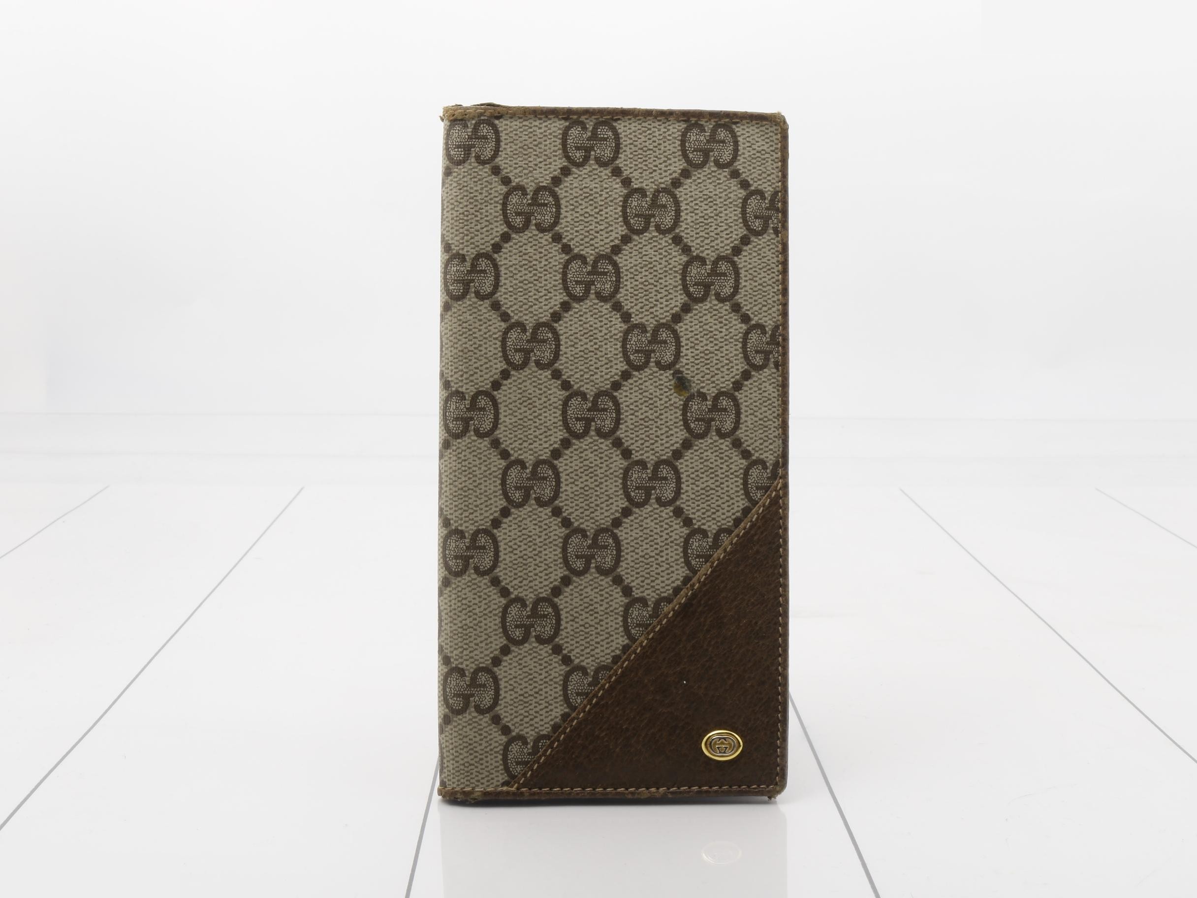 long wallet
