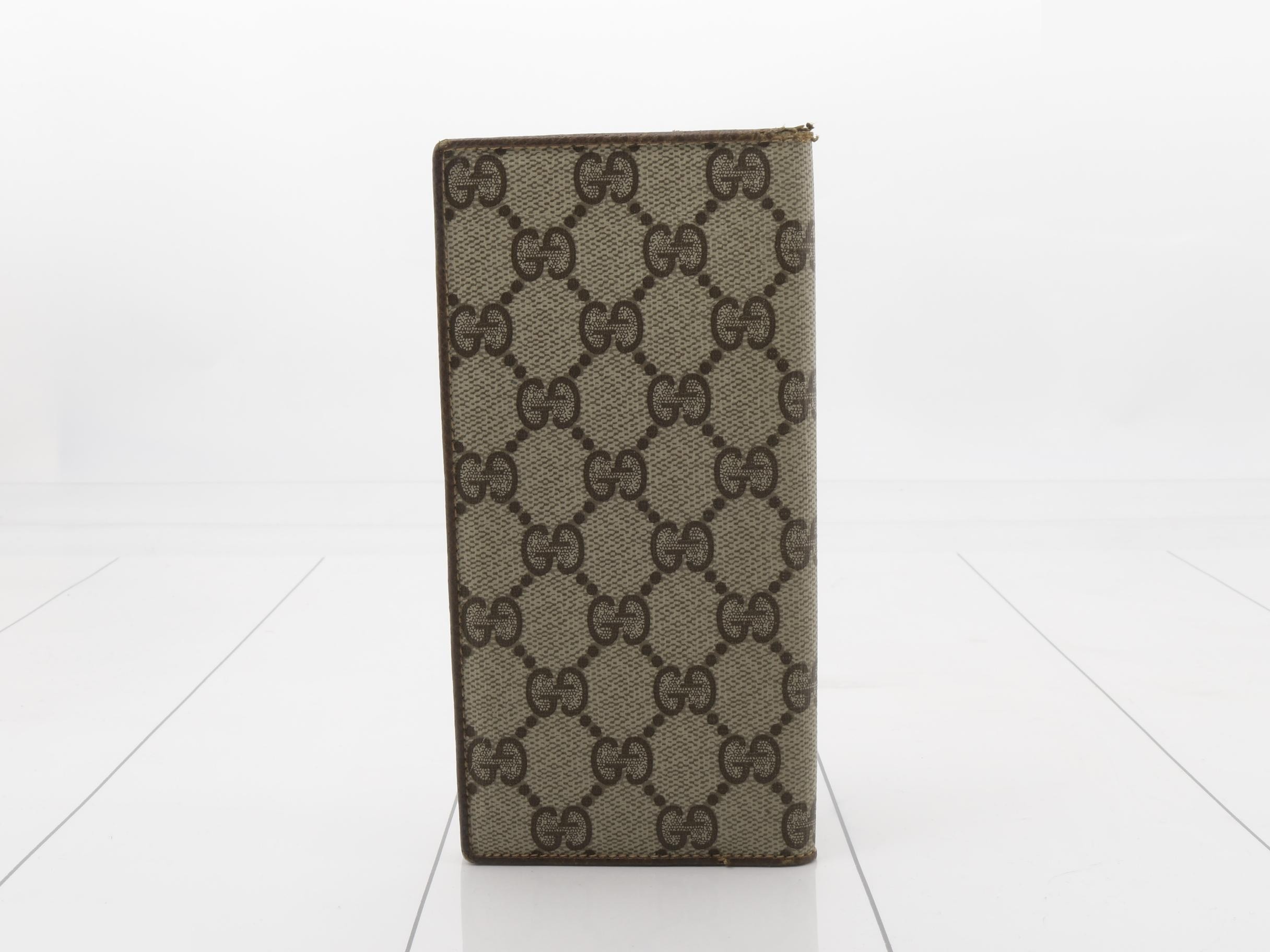 long wallet — view 2
