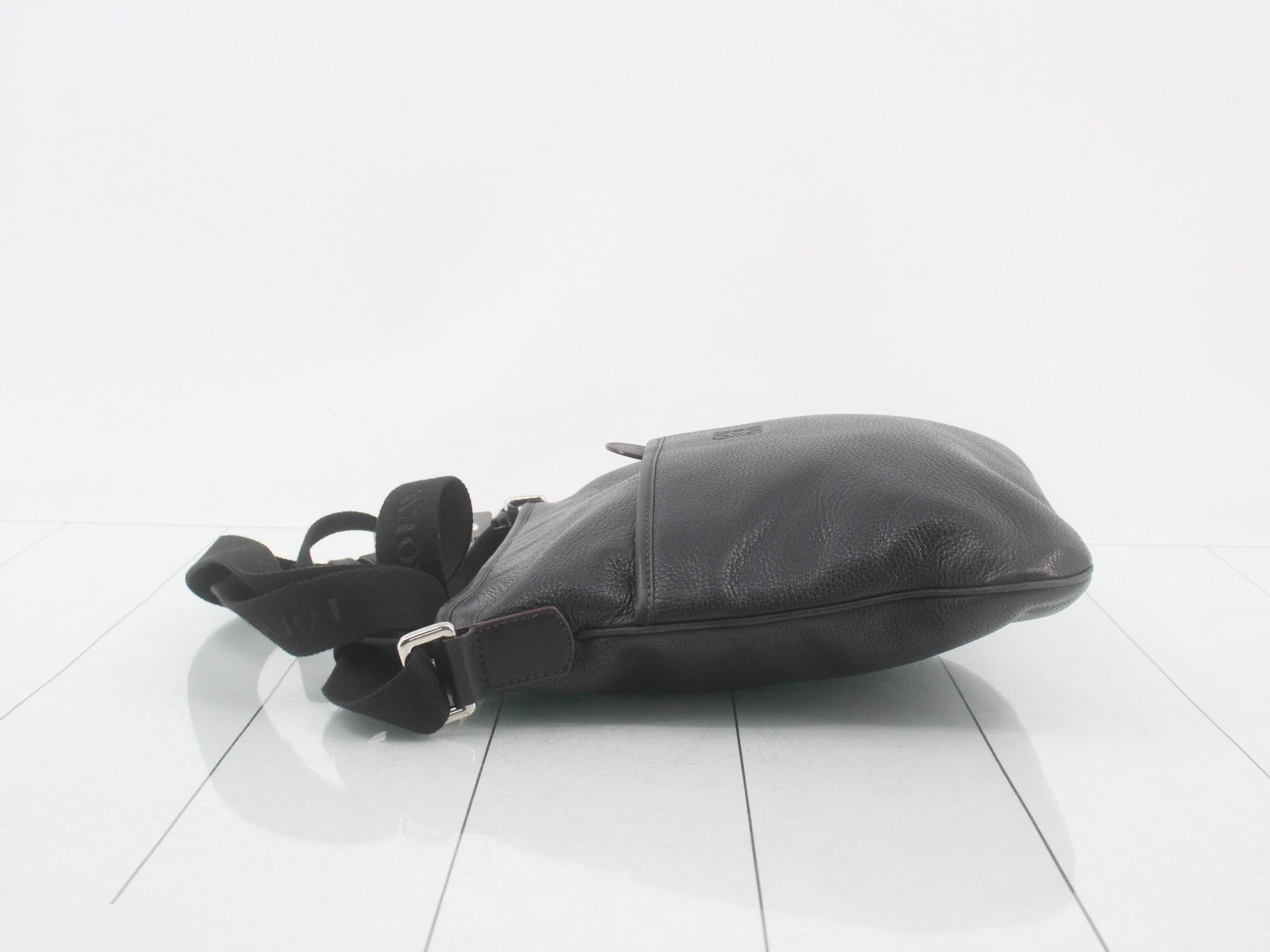 Anagram Shoulder Bag, Leather, Black — view 4