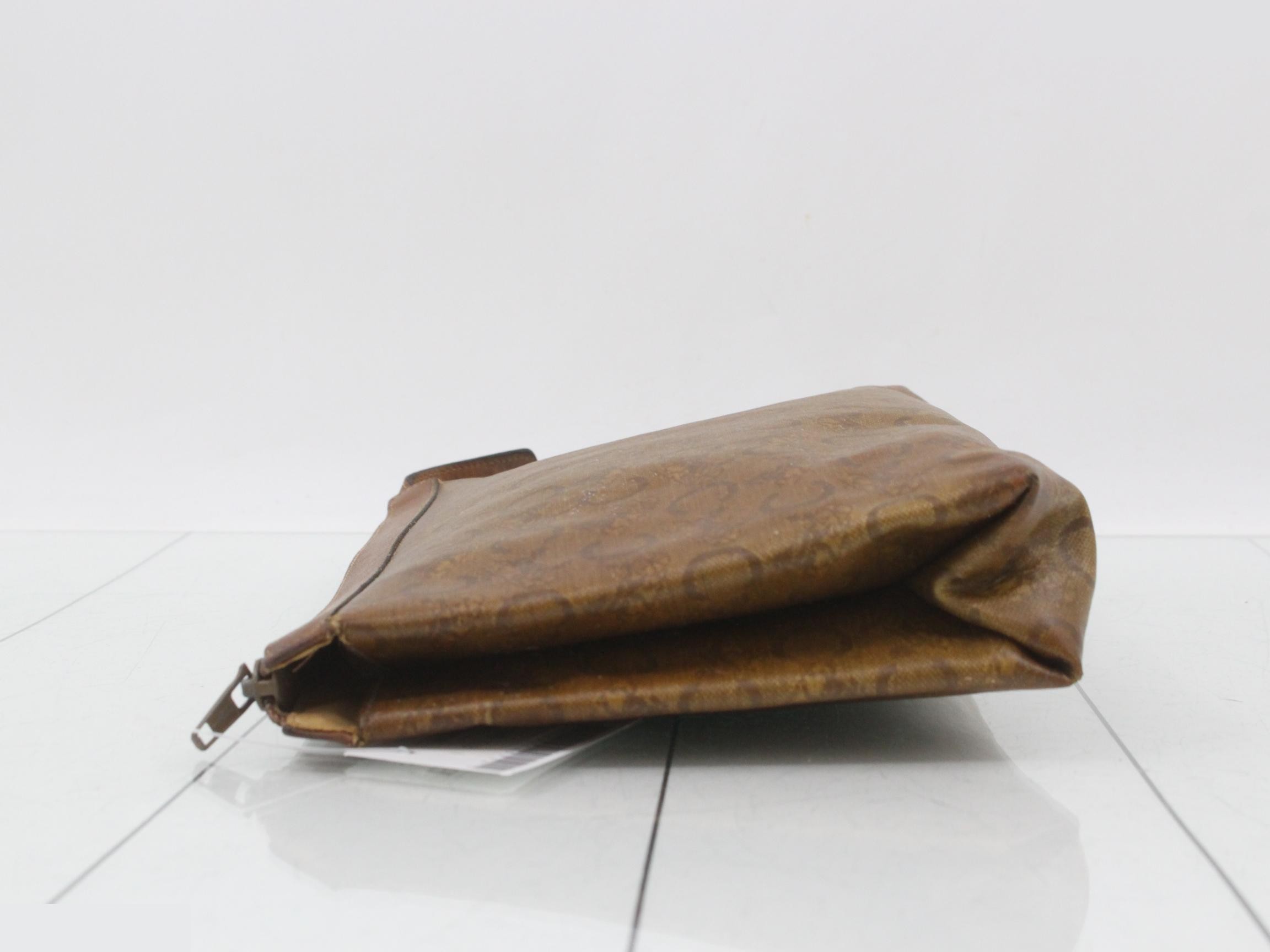 pouch — view 4