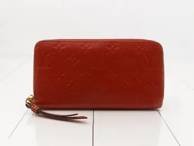 Zippy Wallet Scarlet