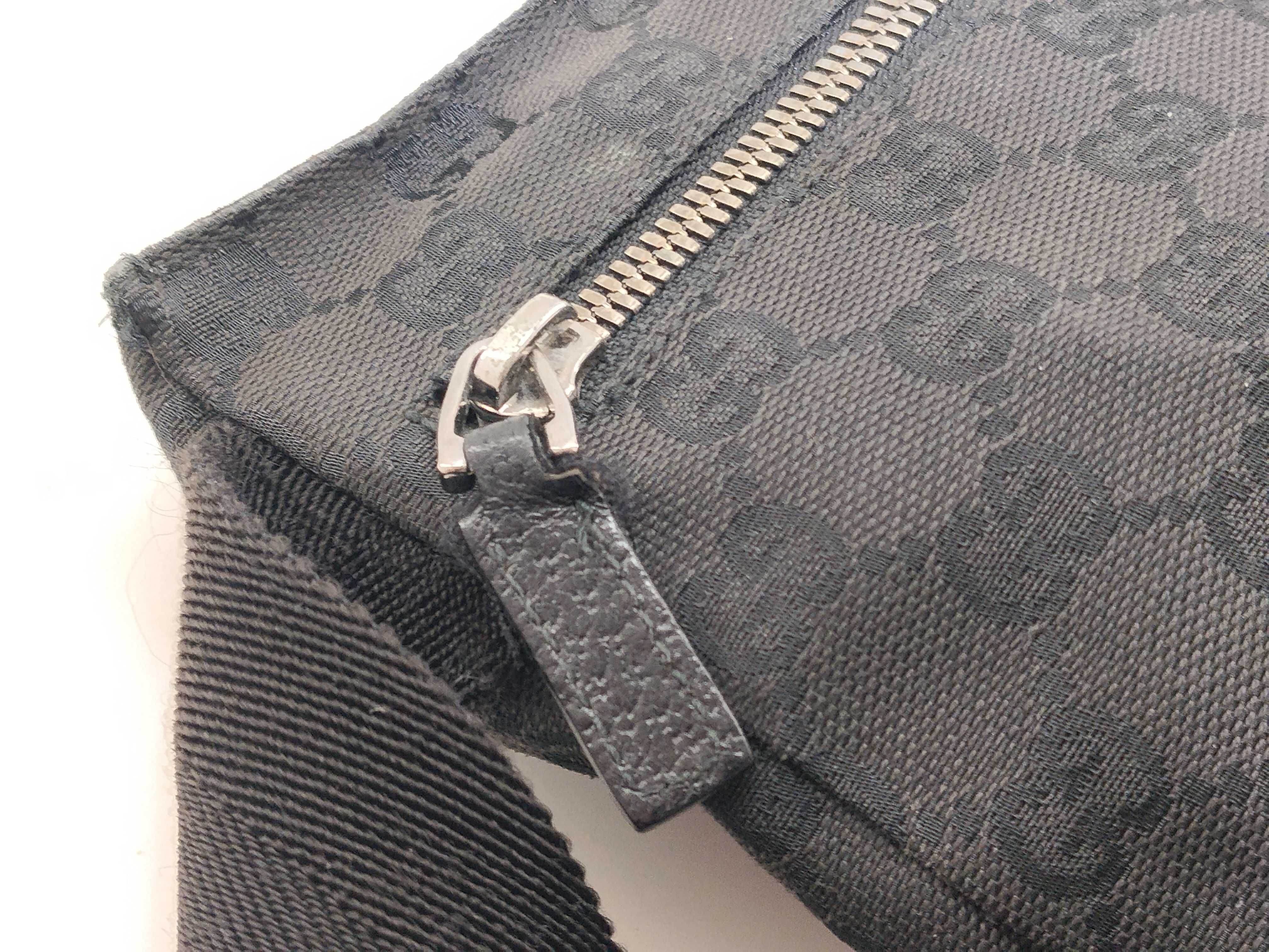 GG Canvas Waist Pouch GG Leather Waist Bag — view 5