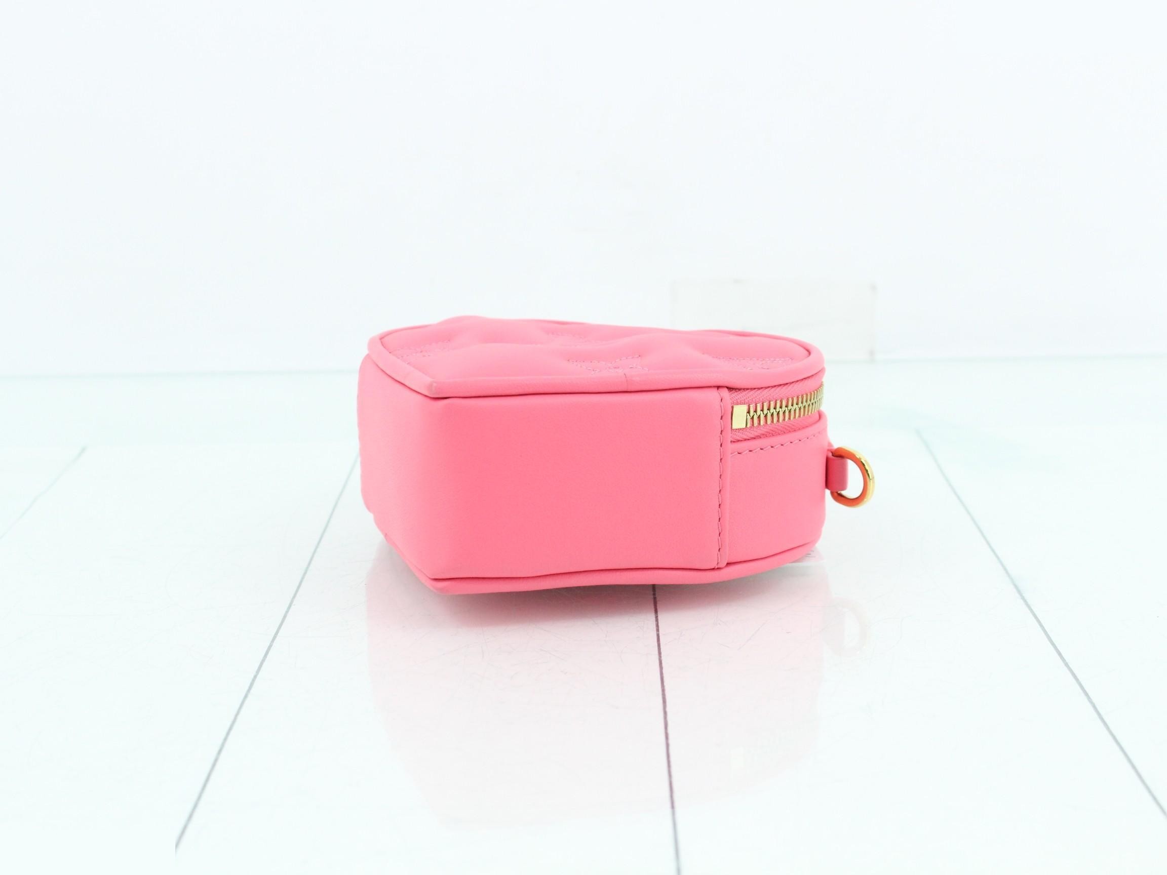 Monogram Bubblegram Pop My Heart 2-Way Handbag — view 6