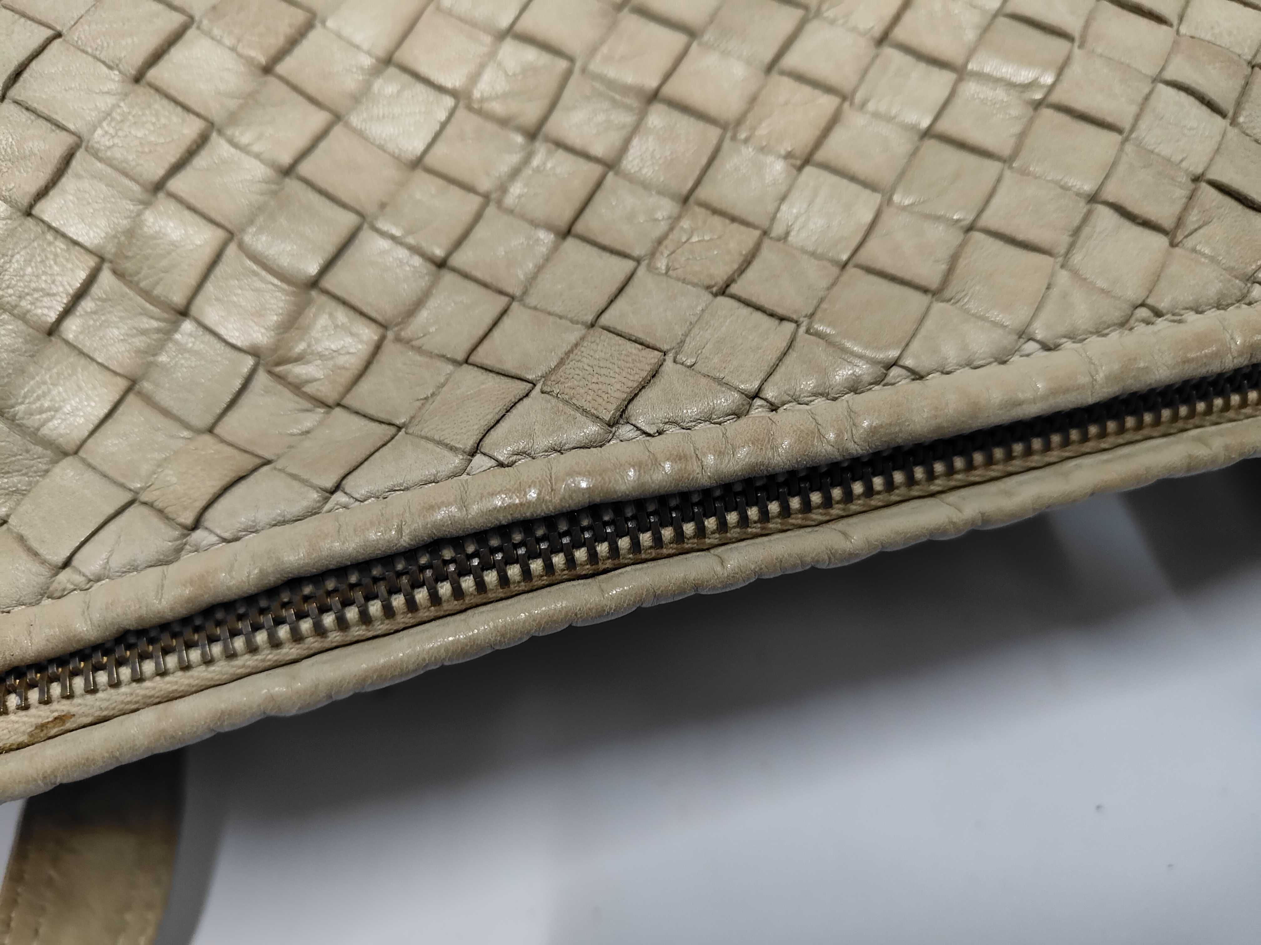 Shoulder Bag Intrecciato Shoulder Bag — view 9