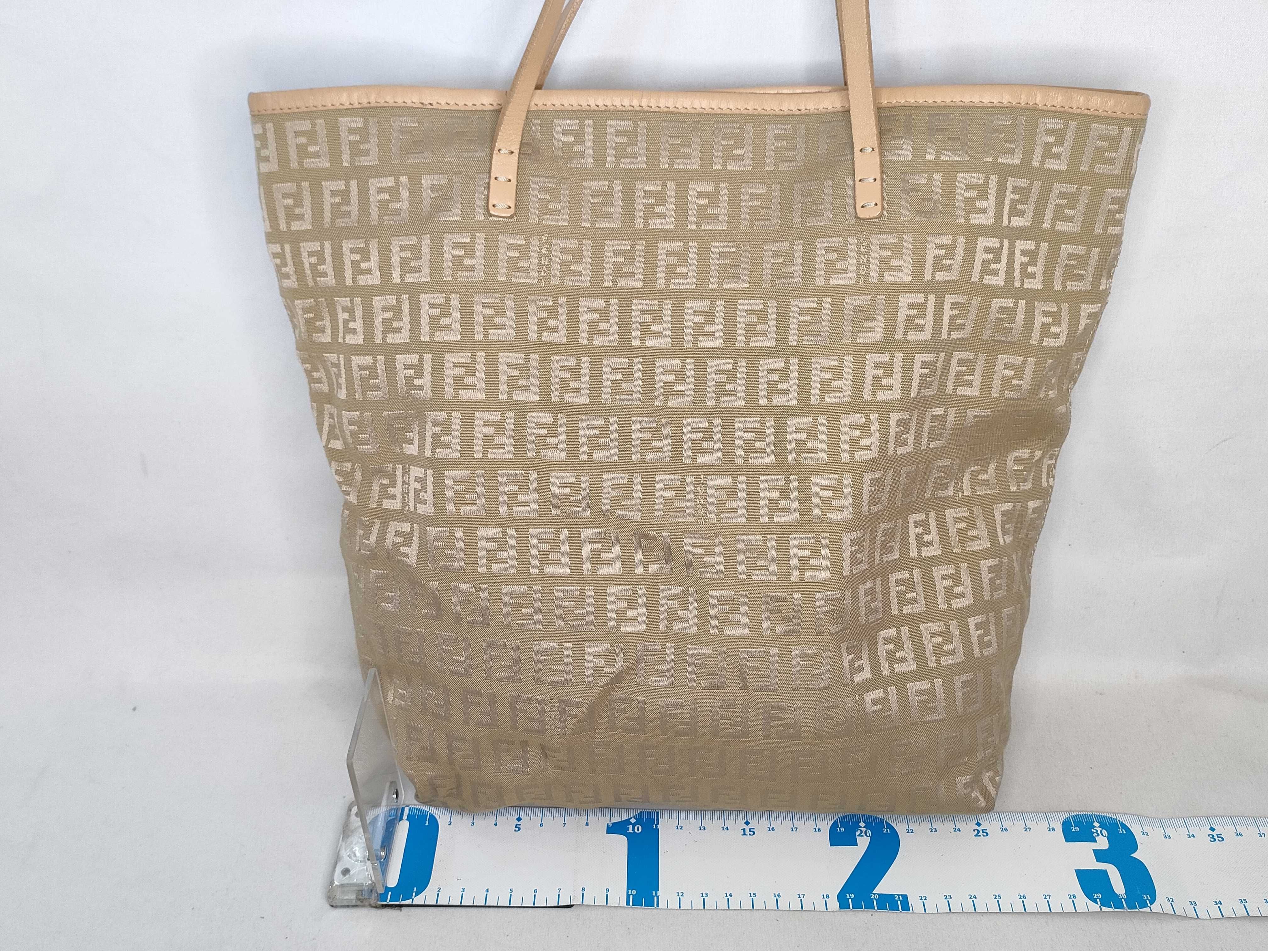 Zucchino Tote Bag — view 2