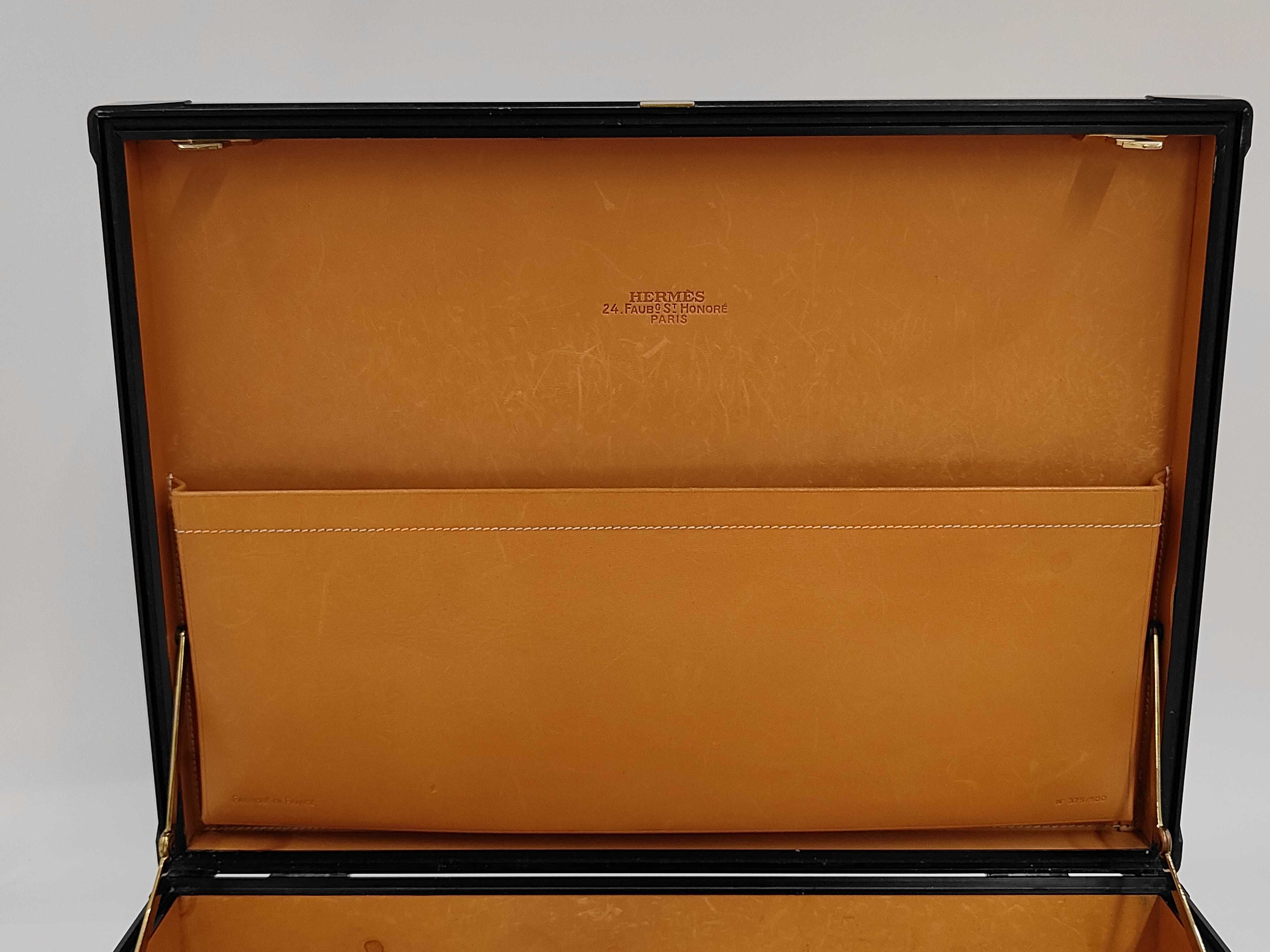 Espace Carbon Leather Hand Trunk Bag Business Bag — view 9
