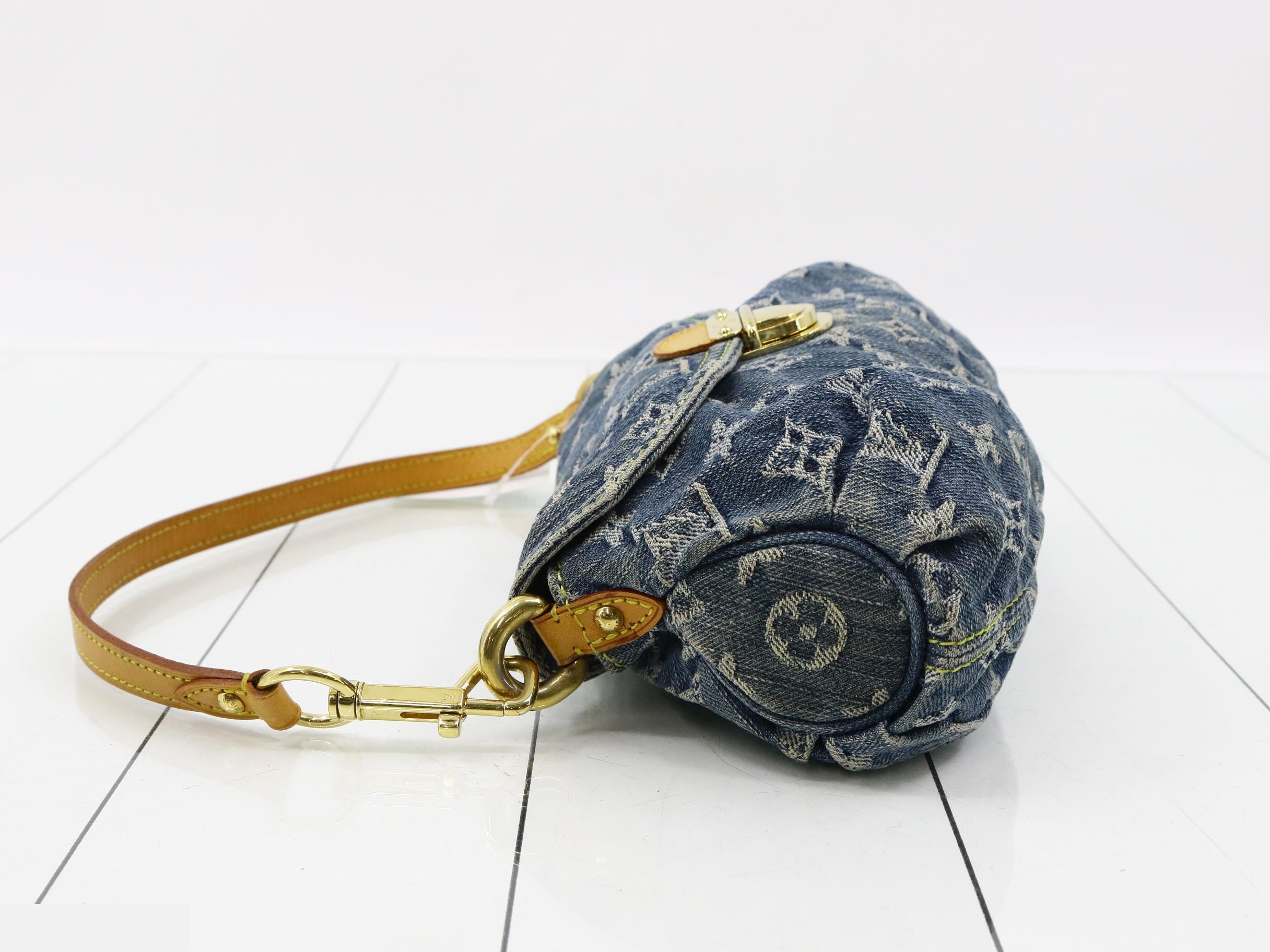 Monogram Denim Mini Pleaty (M95050) — view 4