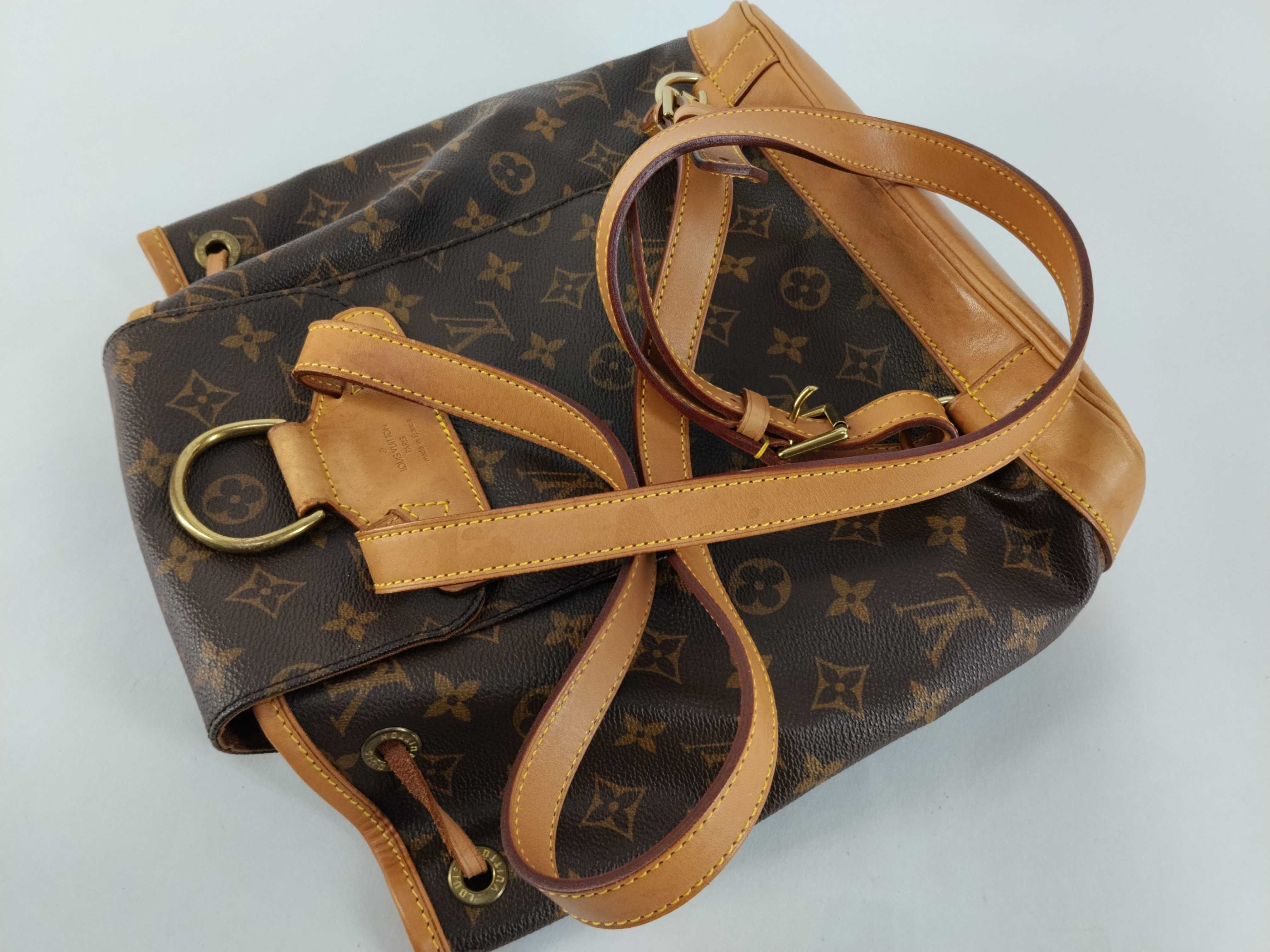 Monogram Louis Vuitton Monogram Montsouris MM M51136 Backpack — view 3