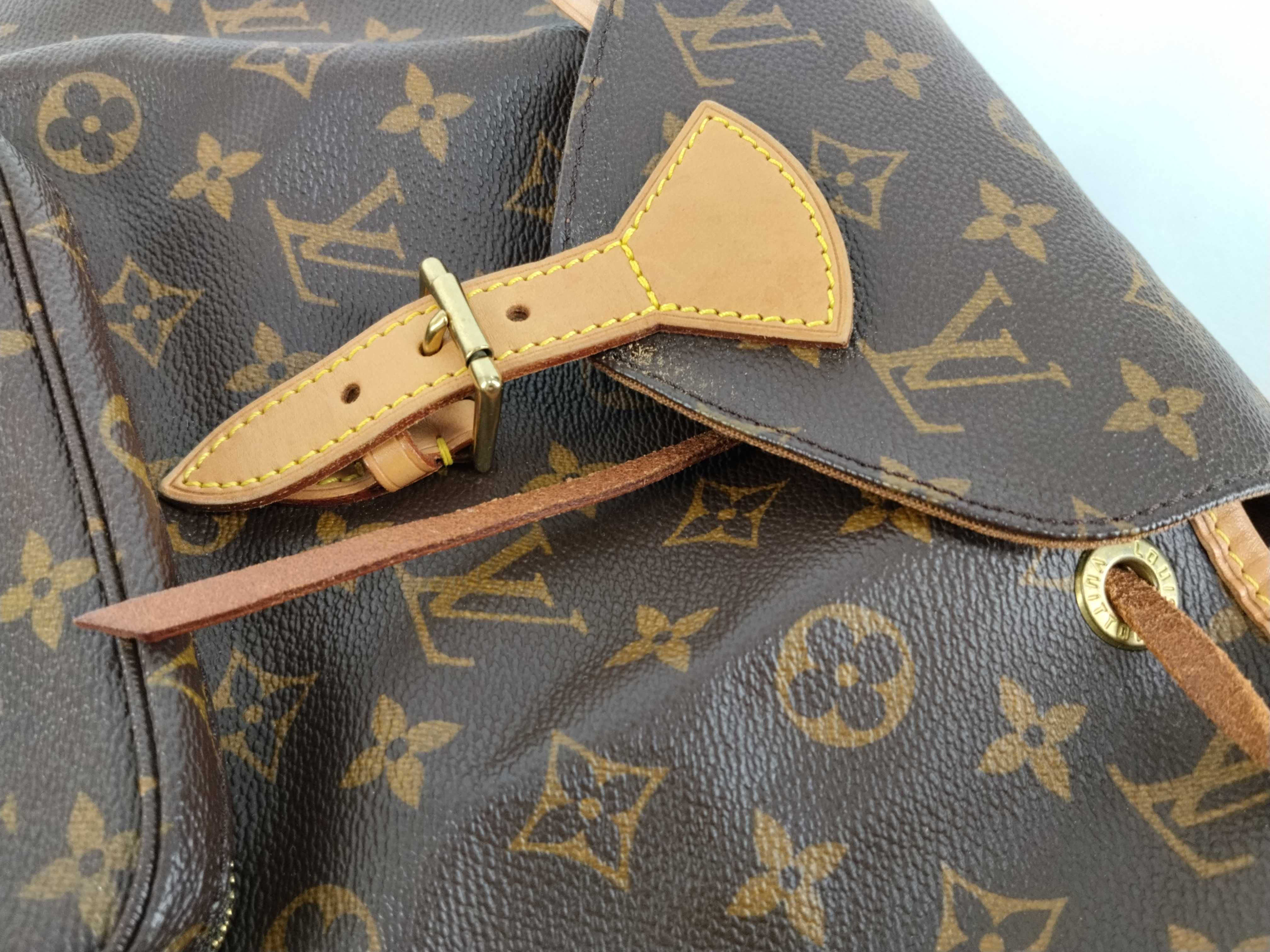 Monogram Louis Vuitton Monogram Montsouris MM M51136 Backpack — view 9