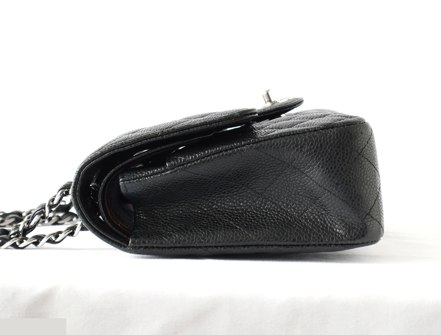 Caviar leather Matelassé 25 Double flap Double chain shoulder bag, black — view 6