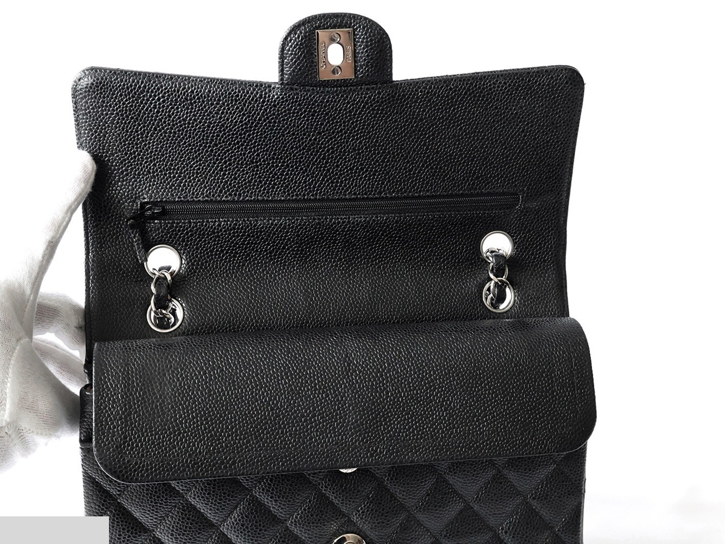 Caviar leather Matelassé 25 Double flap Double chain shoulder bag, black — view 10