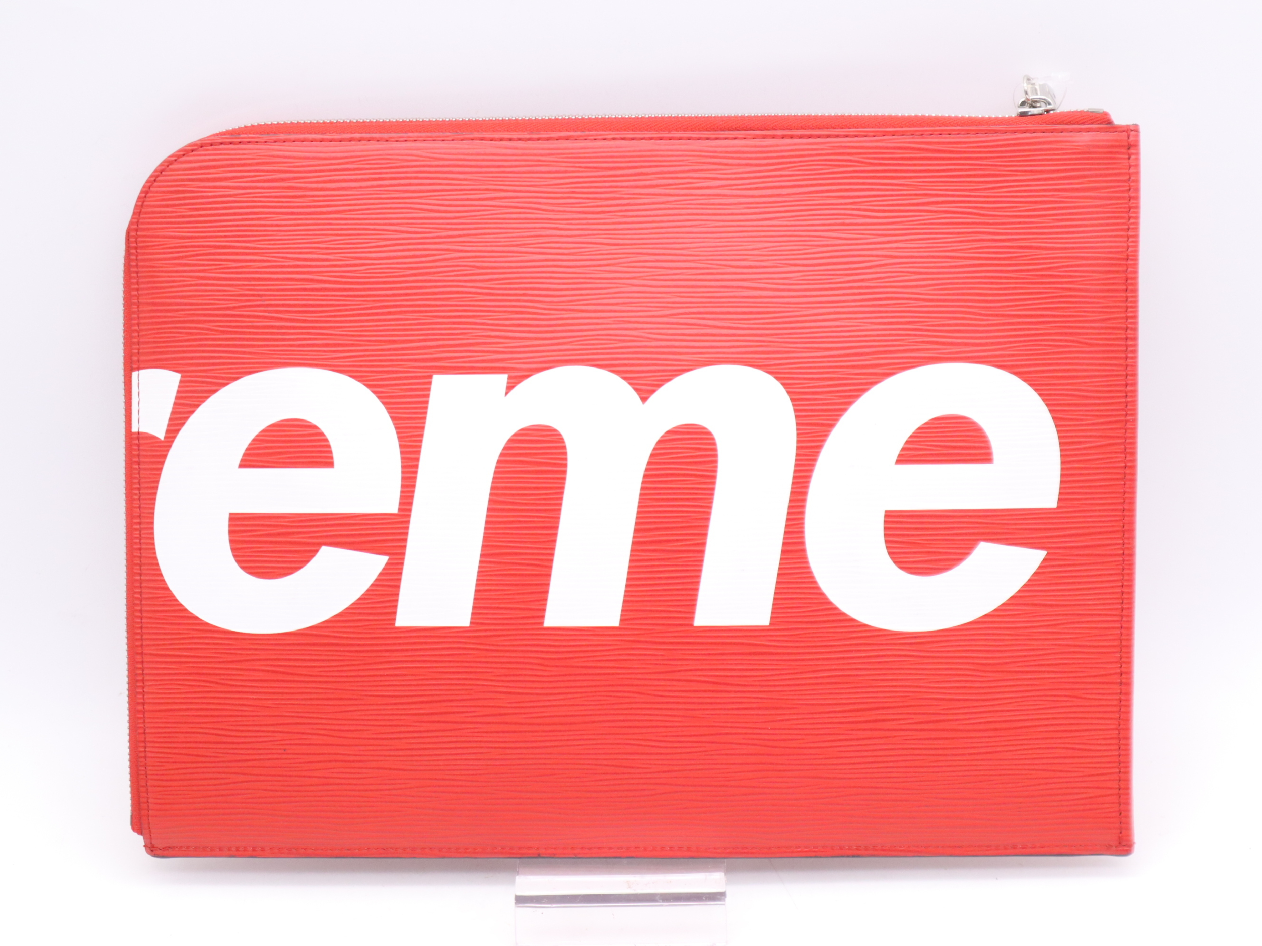 M67722 Epi Supreme Collaboration Pochette Jour GM Second Bag — view 2
