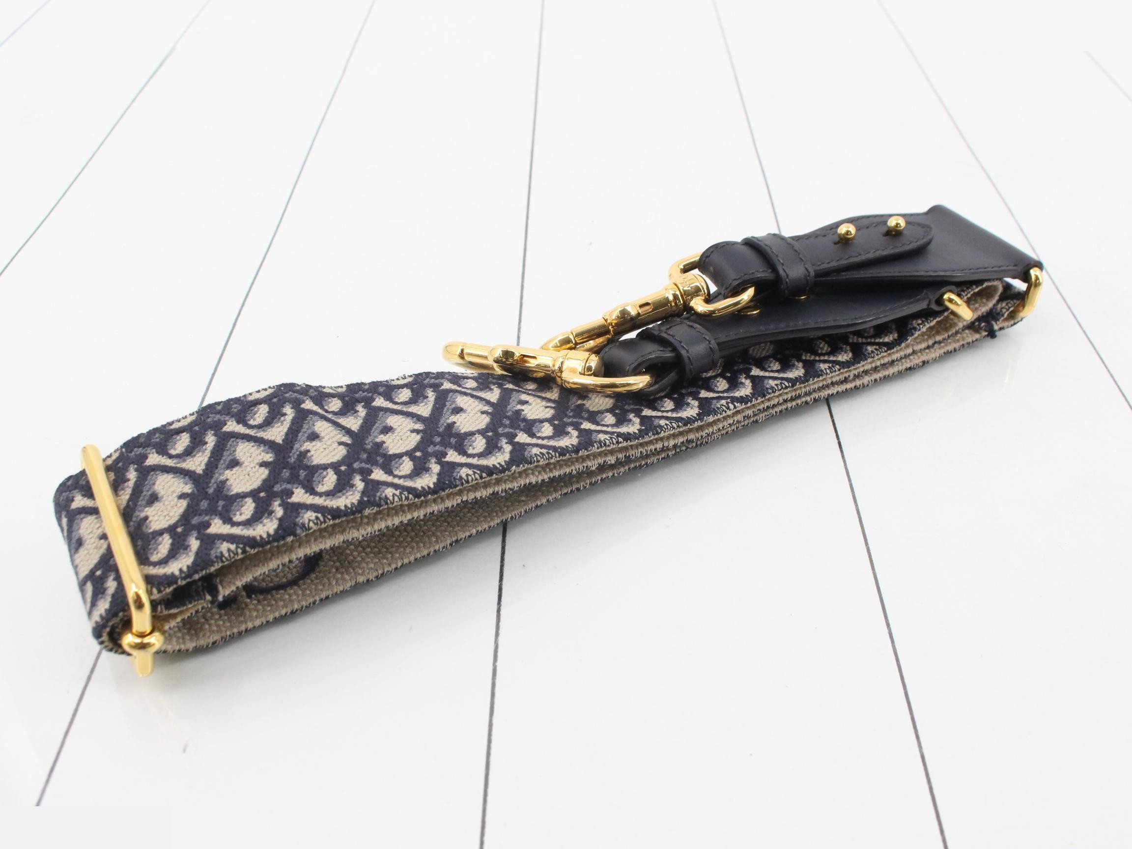 Shoulder bag — view 7