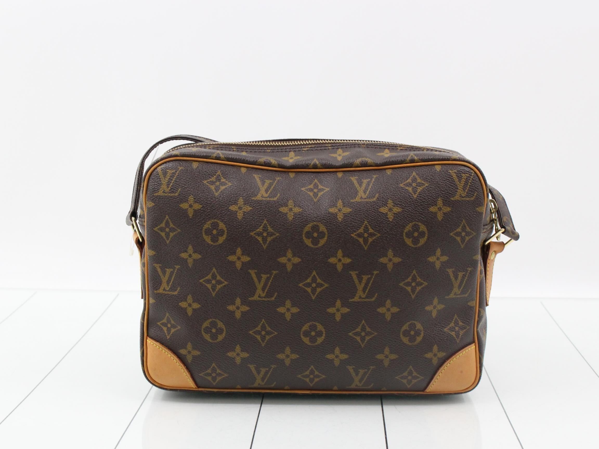 M45244 Nile Monogram Shoulder Bag — view 2
