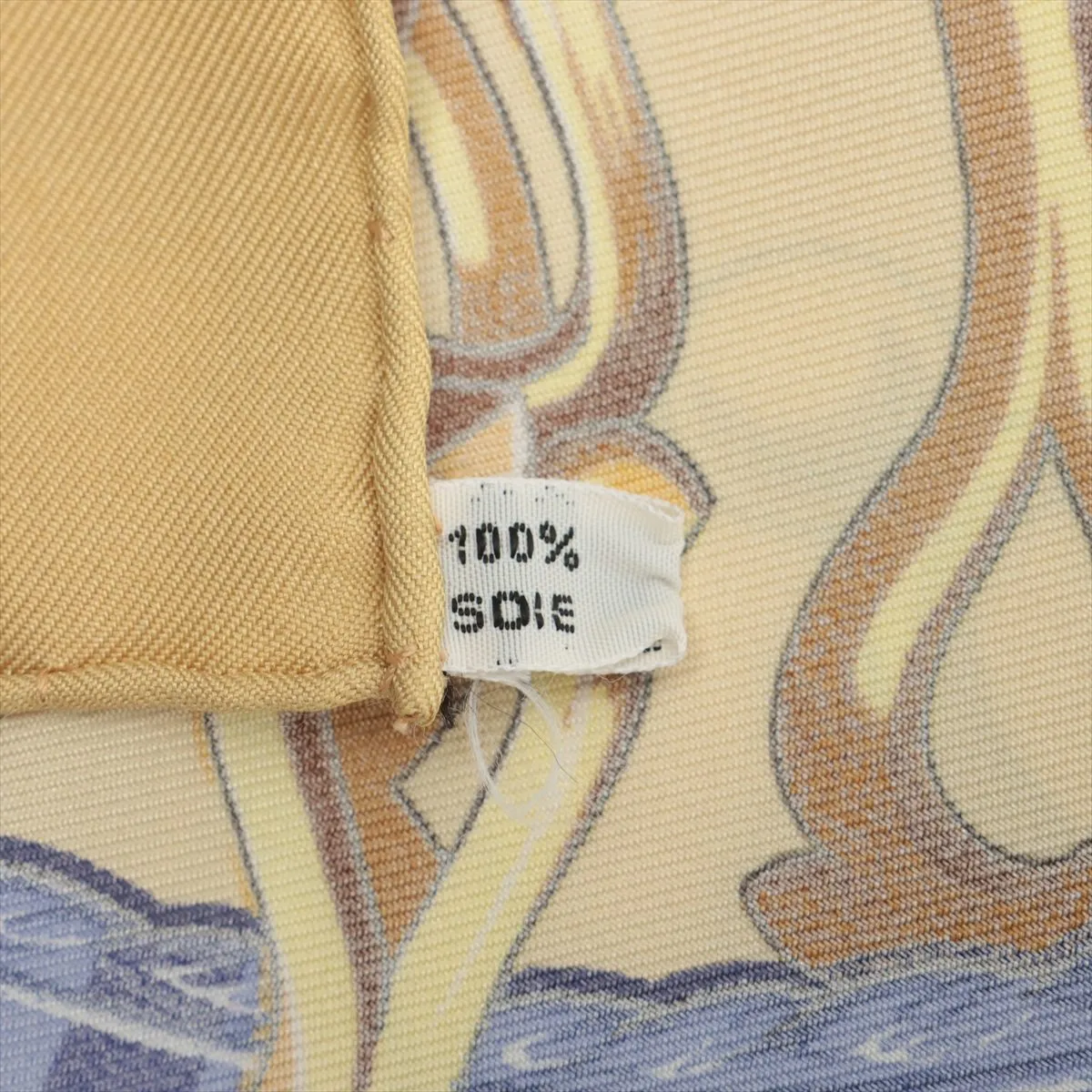 Carre 90 Lift Profile scarf, silk, cream color, some wear, — view 6
