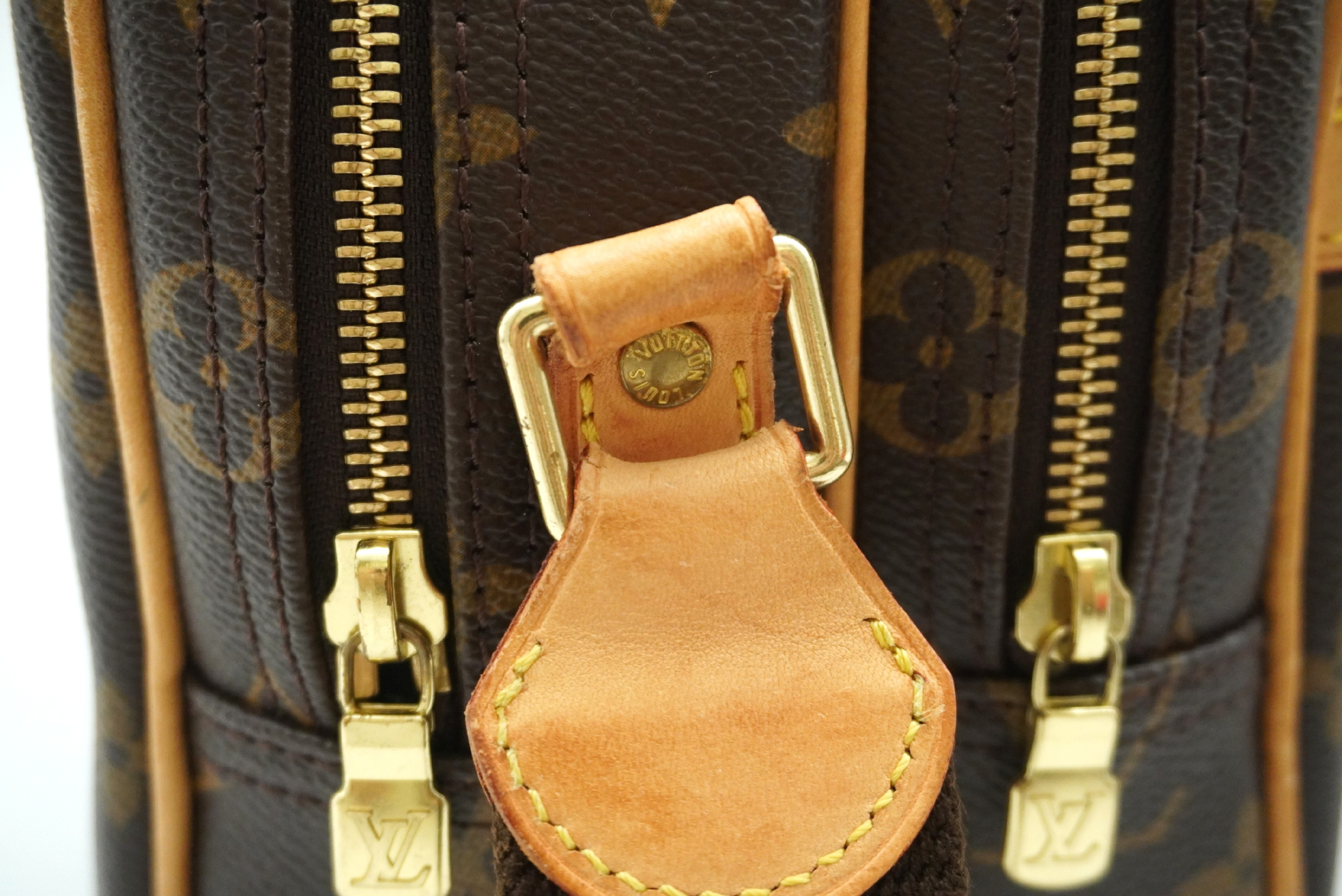 Monogram Reporter PM M45254 Shoulder Bag — view 11