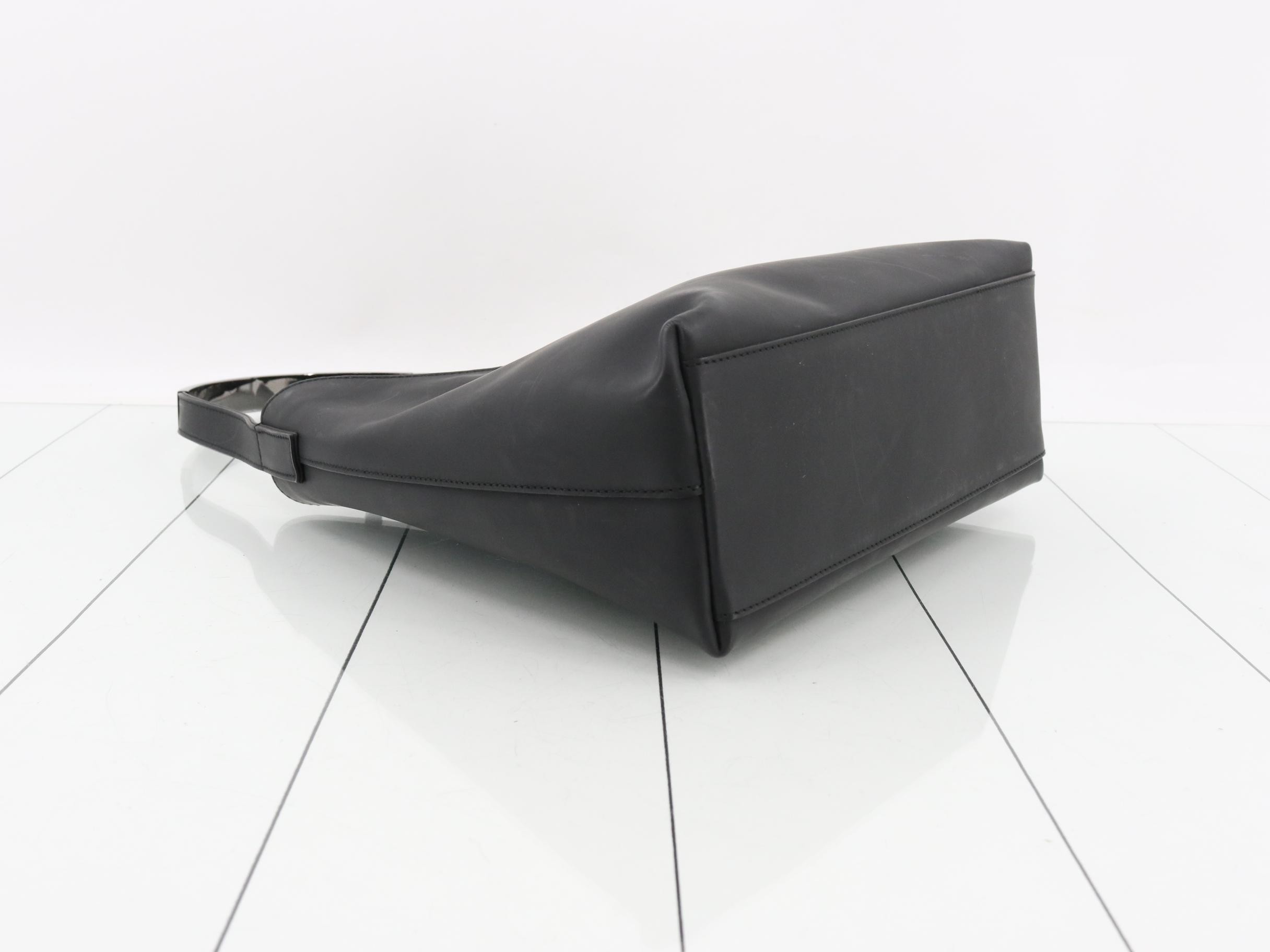One-shoulder — view 5
