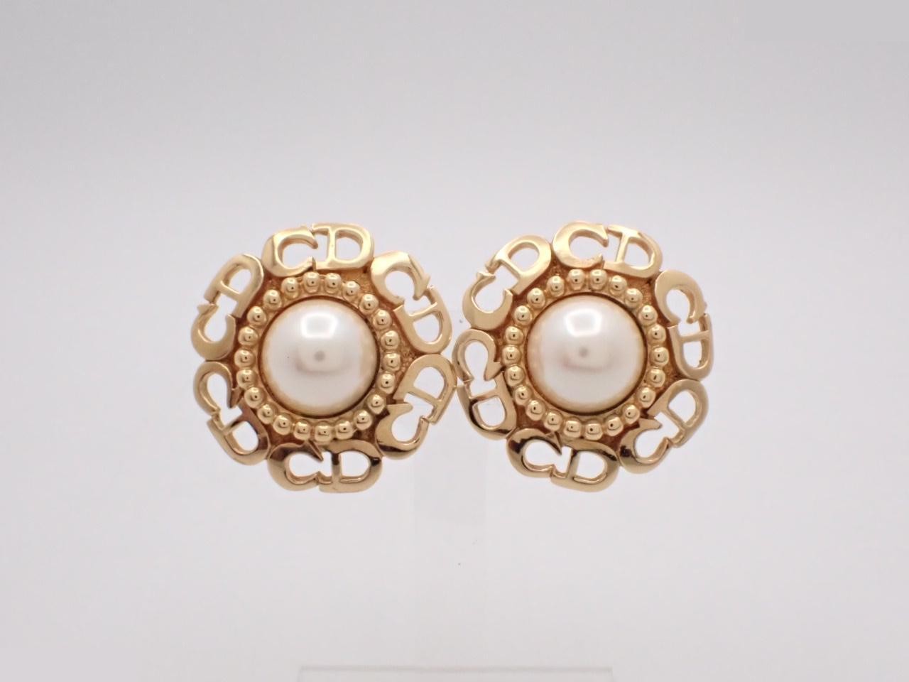 Other line: Faux pearl earrings