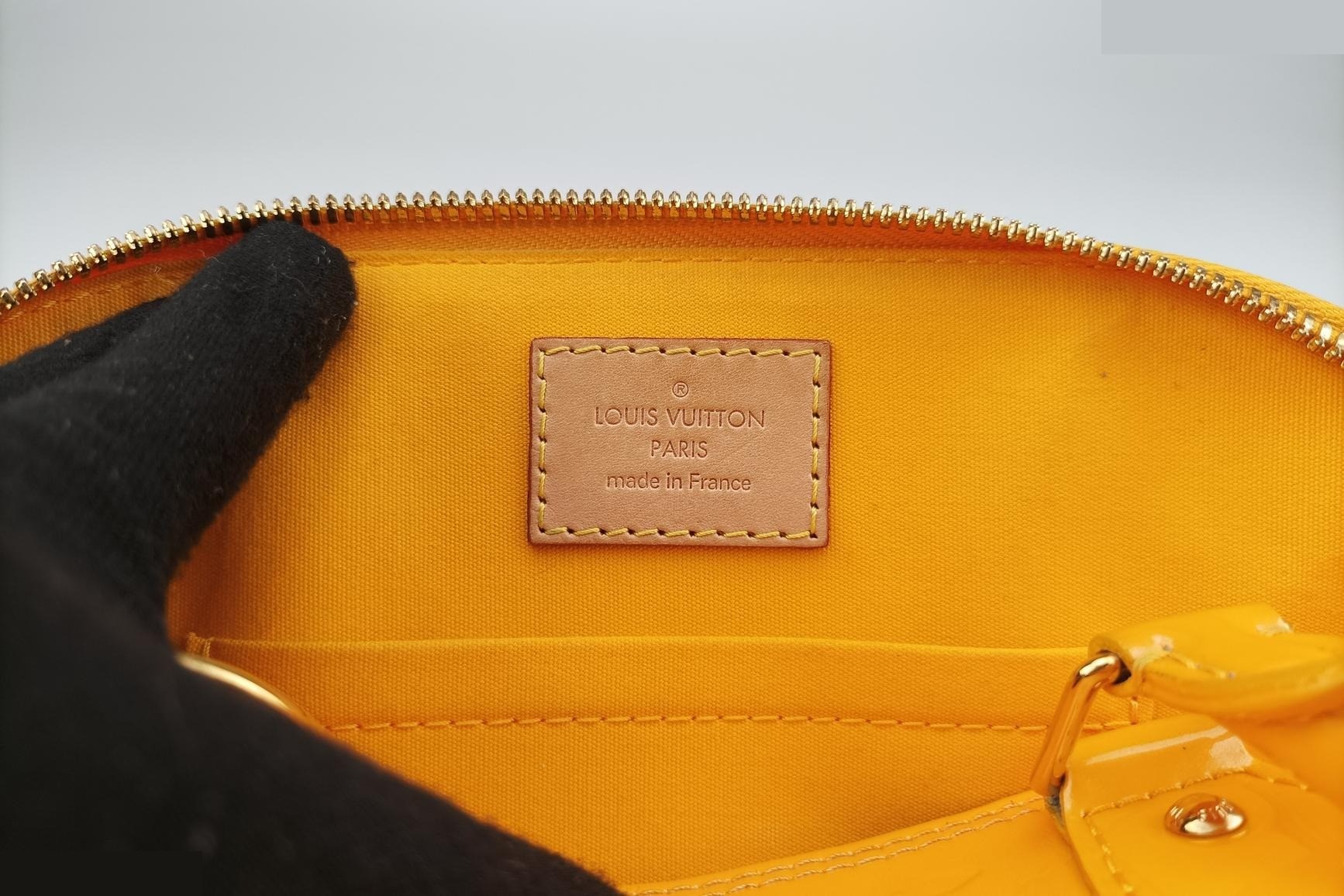 Alma PM Vernis Jaune Passion — view 7